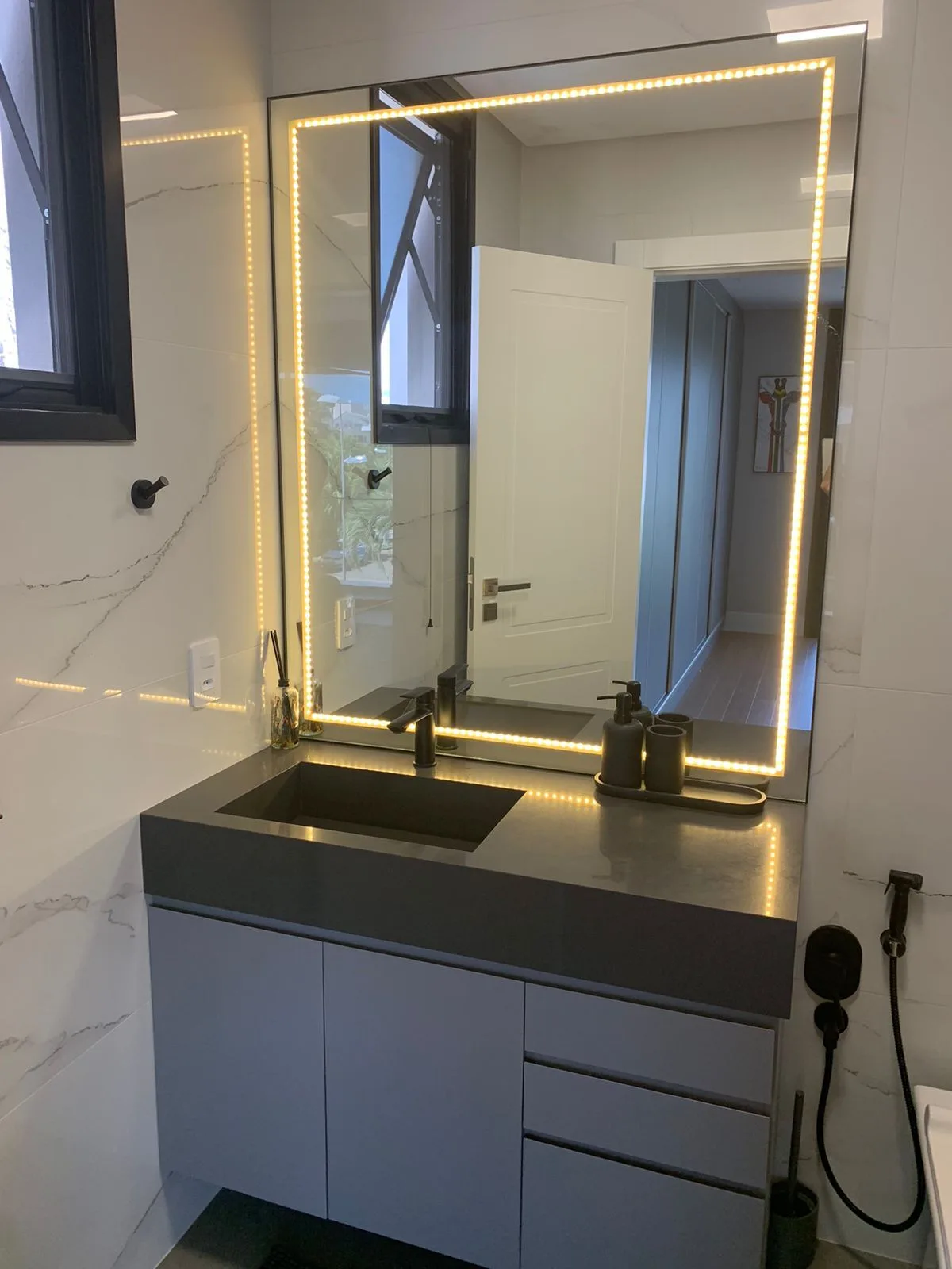 Bosque Amoraeville: Ultra-Luxury Residence with Forest Views in Jurerê Internacional