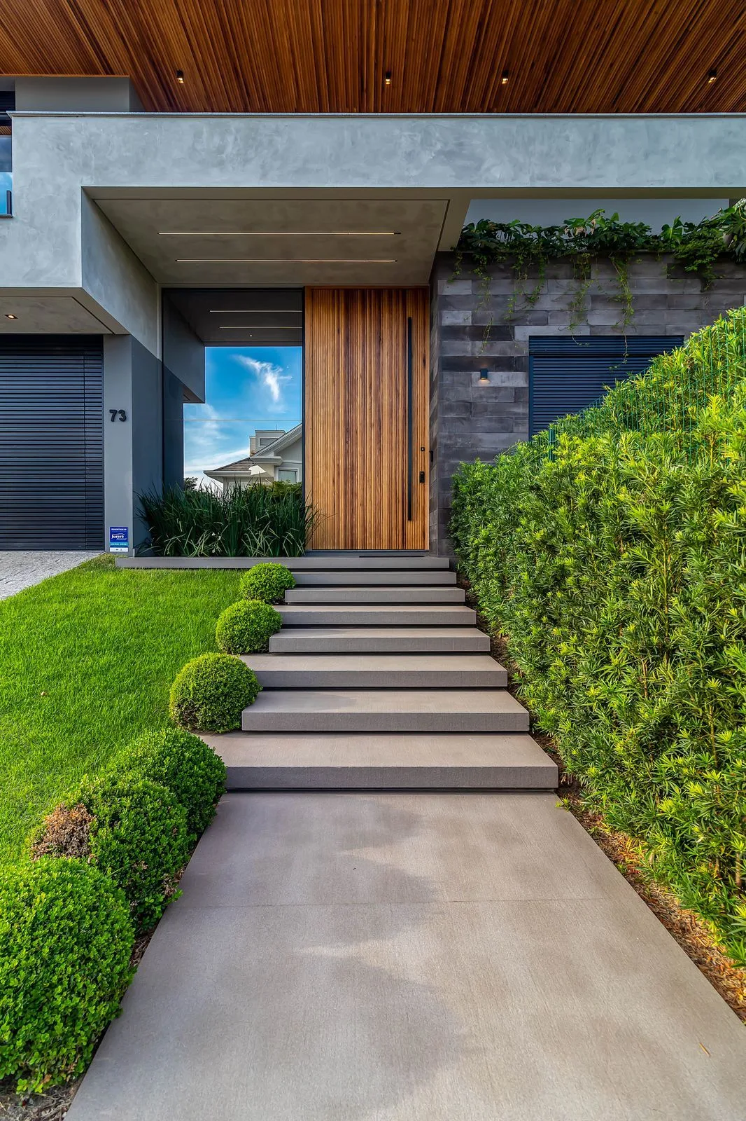 Bosque Amoraeville: Ultra-Luxury Residence with Forest Views in Jurerê Internacional