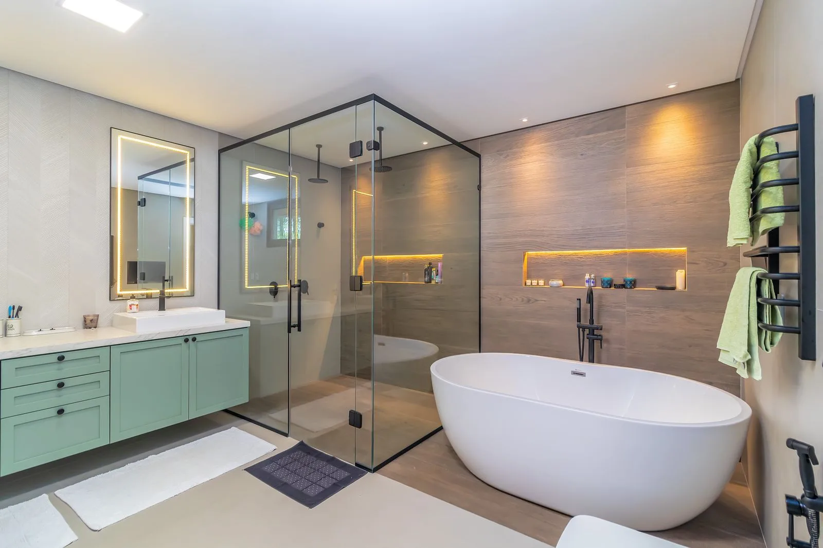 Bosque Amoraeville: Ultra-Luxury Residence with Forest Views in Jurerê Internacional