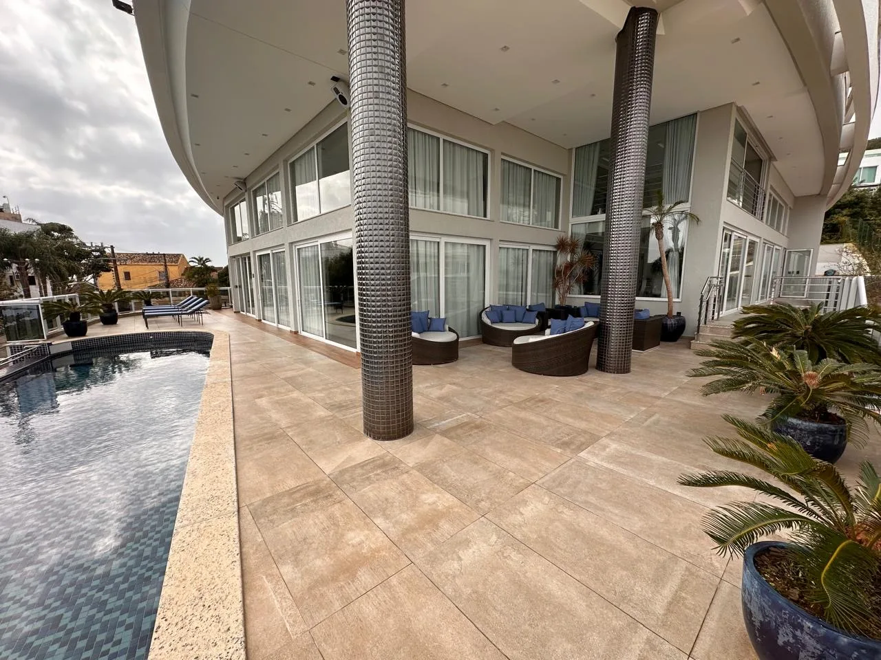 Luxury Residence with Integrated Amenity Complex in Canasvieiras