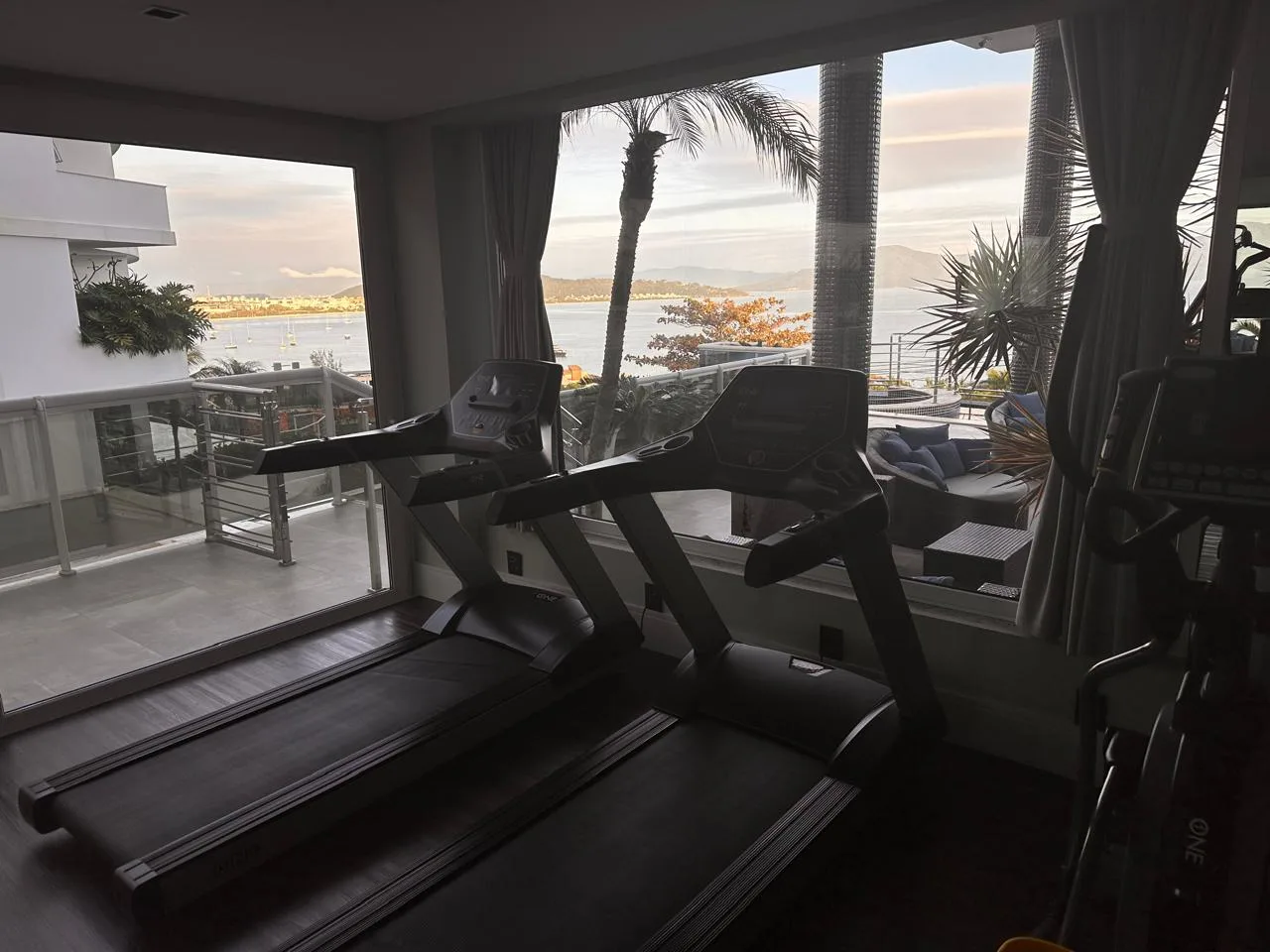 Luxury Residence with Integrated Amenity Complex in Canasvieiras