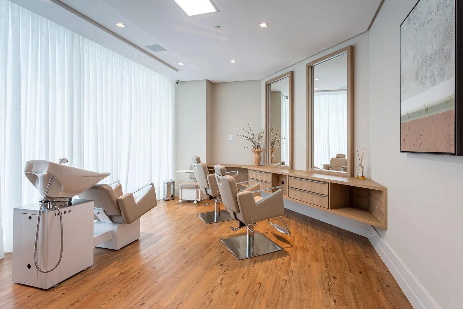 Infinity Coast: Luxury Apartment with Panoramic Views in Barra Norte