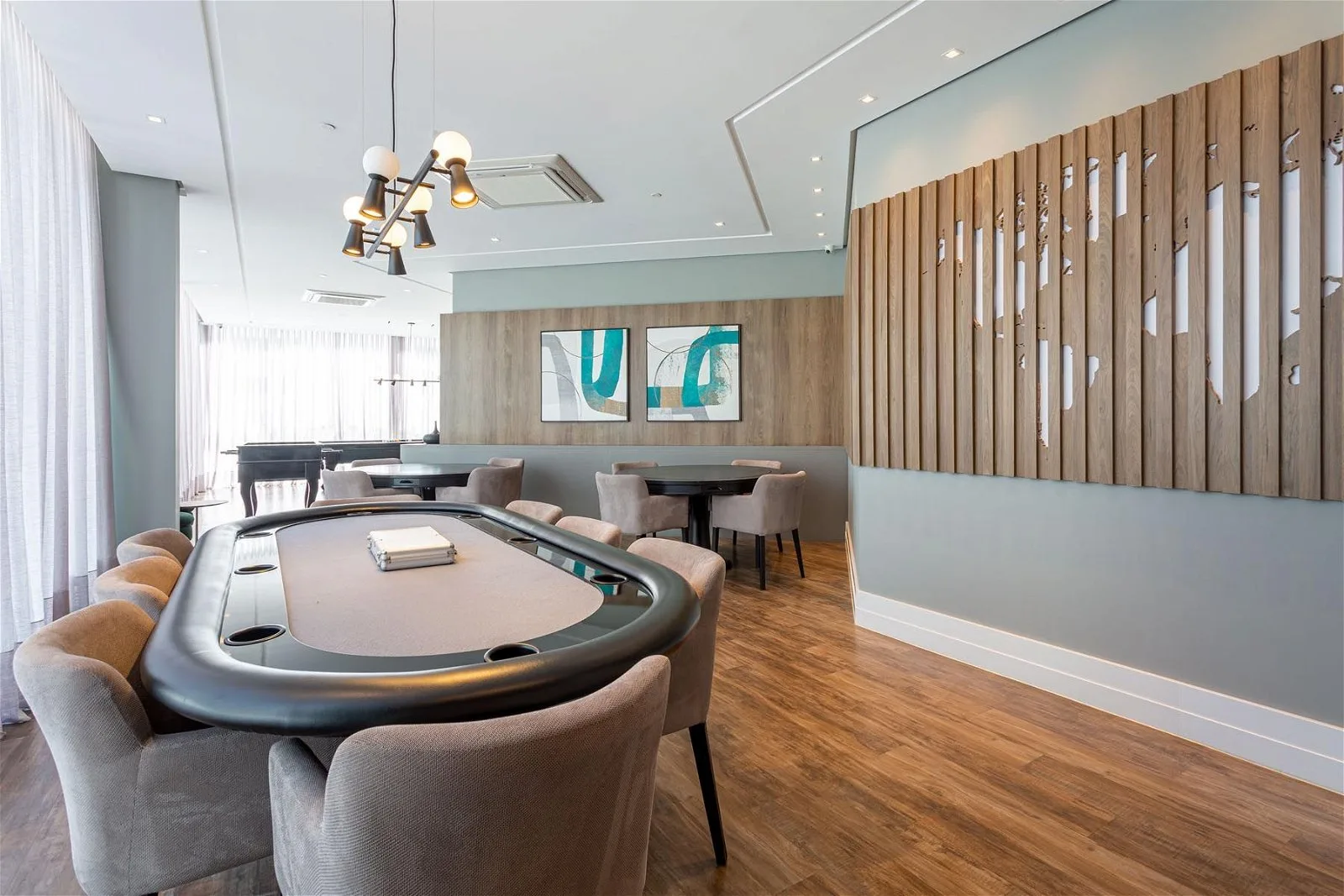 Infinity Coast: Luxury Apartment with Panoramic Views in Barra Norte