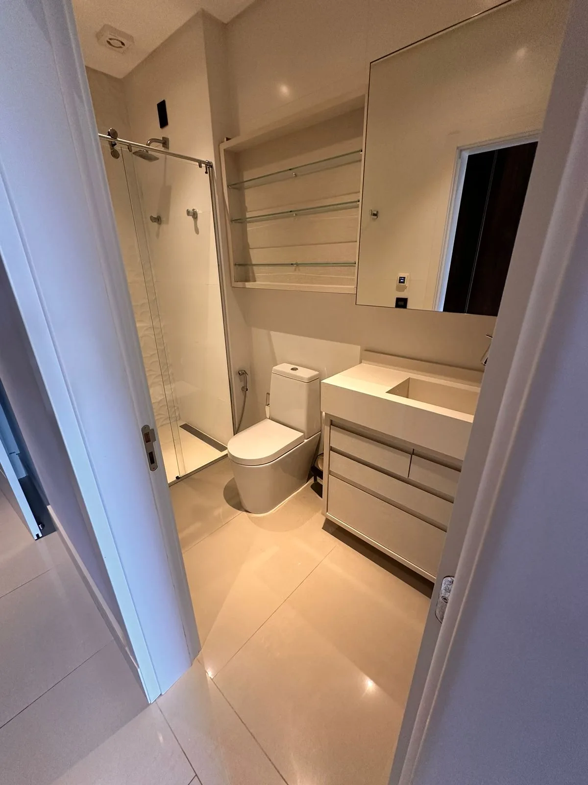 Luxury Residence with Integrated Amenity Complex in Canasjurerê