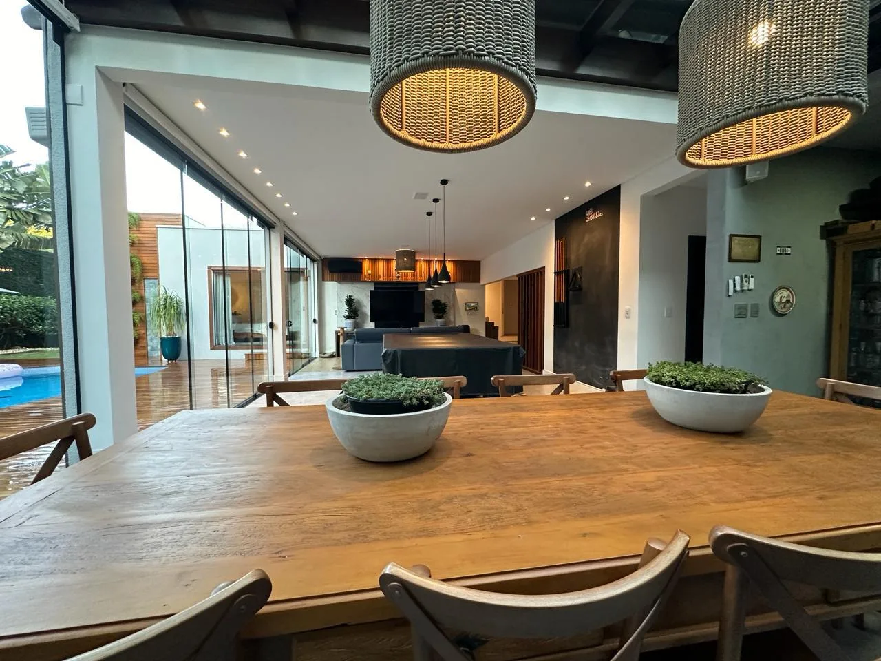 Praia Brava Estate: Ultra-Luxury Residence with Private Pool Sanctuary in Itajaí