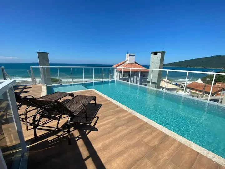 Contemporary Apartment with Infinity Pool in Ingleses