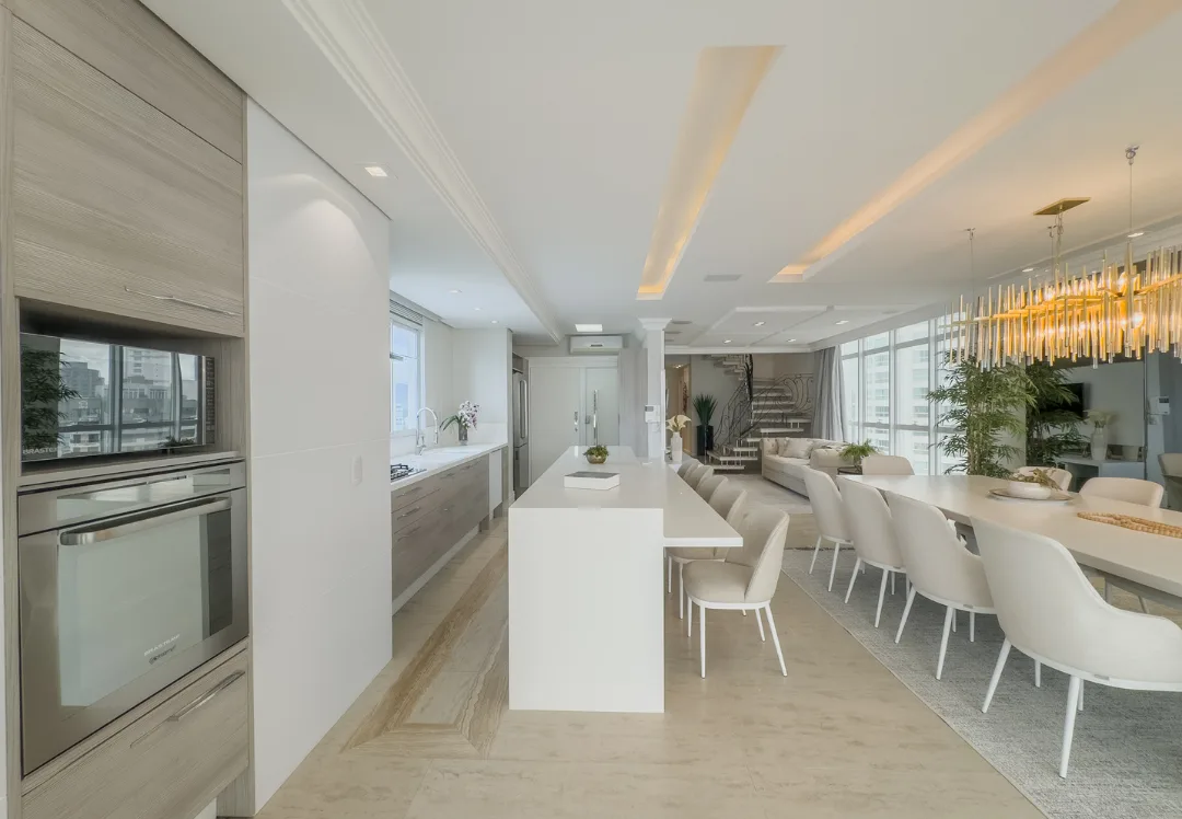 Gran Felicitá: Ultra-Luxury Penthouse with Panoramic Ocean Views in Centro