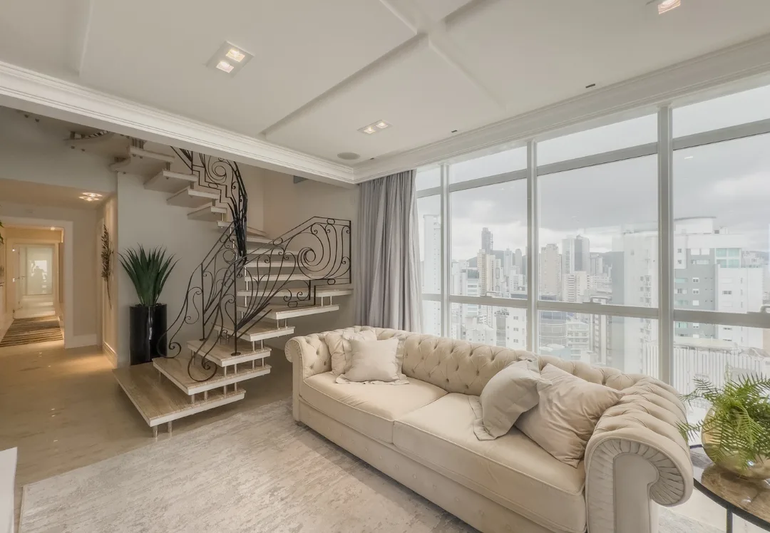 Gran Felicitá: Ultra-Luxury Penthouse with Panoramic Ocean Views in Centro