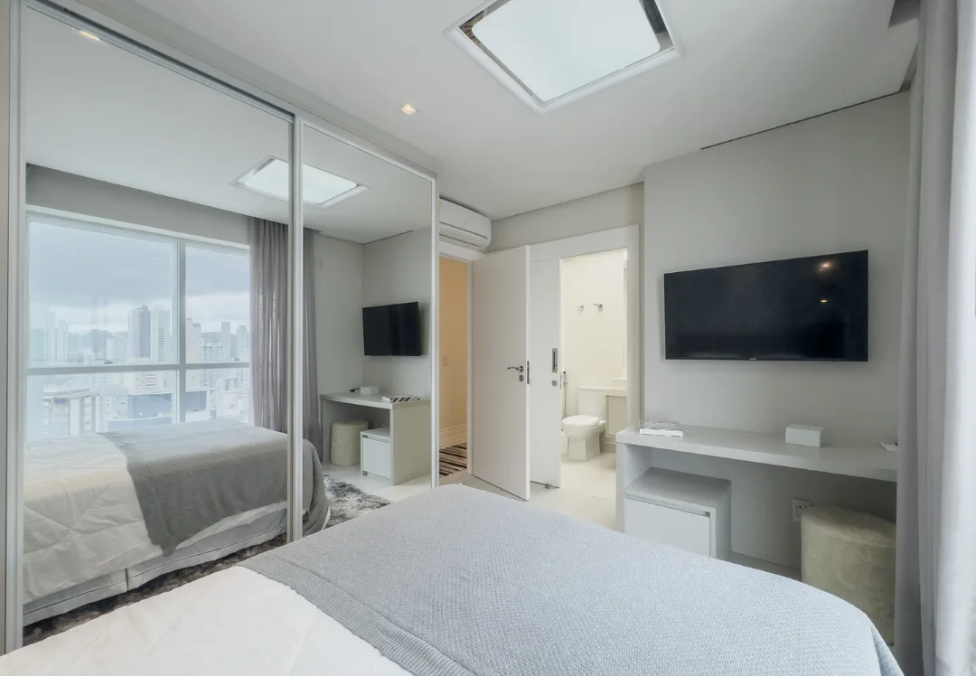 Gran Felicitá: Ultra-Luxury Penthouse with Panoramic Ocean Views in Centro