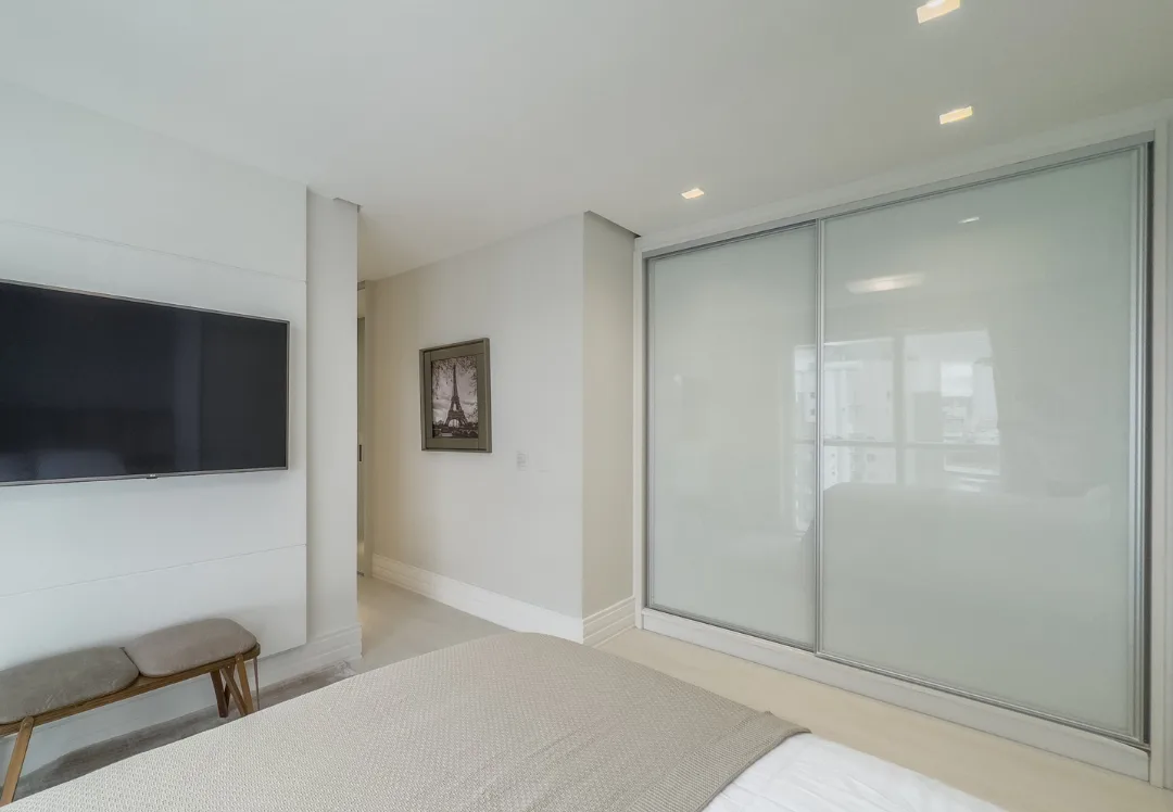 Gran Felicitá: Ultra-Luxury Penthouse with Panoramic Ocean Views in Centro