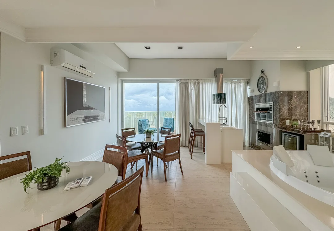 Gran Felicitá: Ultra-Luxury Penthouse with Panoramic Ocean Views in Centro