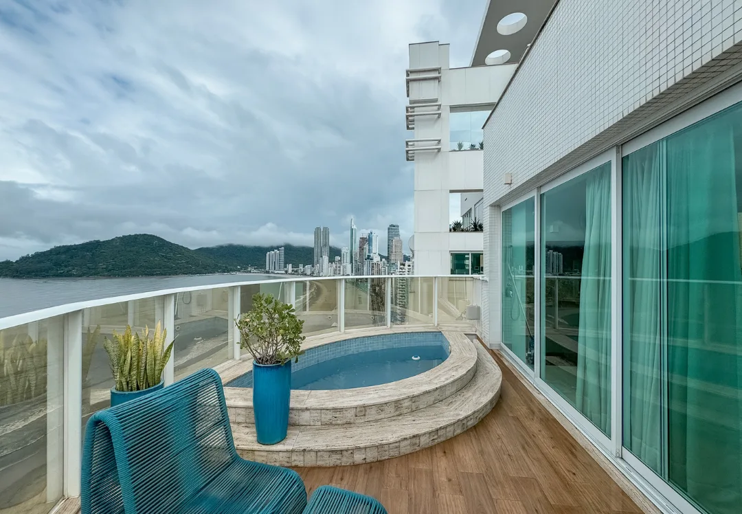 Gran Felicitá: Ultra-Luxury Penthouse with Panoramic Ocean Views in Centro