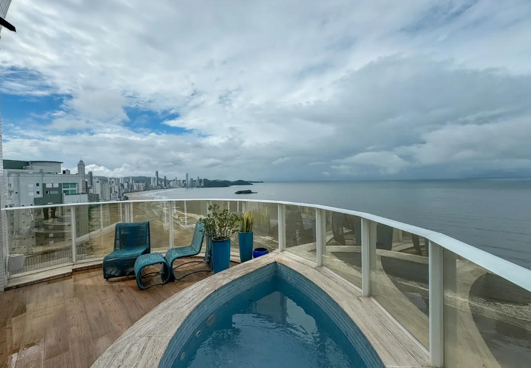 Gran Felicitá: Ultra-Luxury Penthouse with Panoramic Ocean Views in Centro