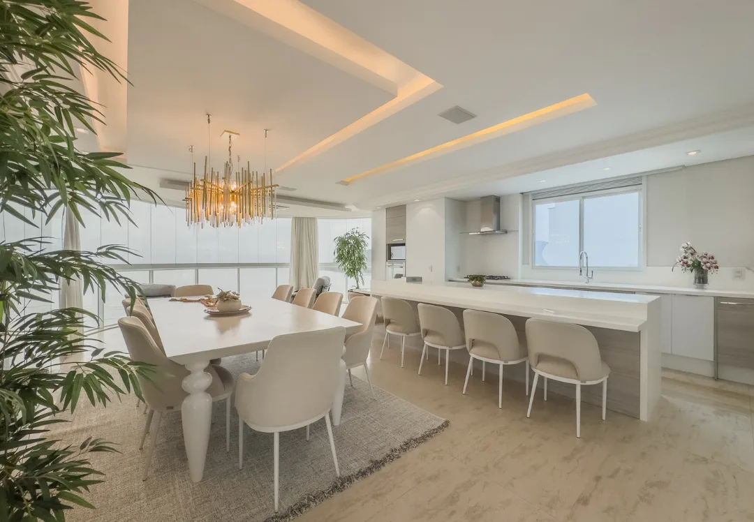 Gran Felicitá: Ultra-Luxury Penthouse with Panoramic Ocean Views in Centro