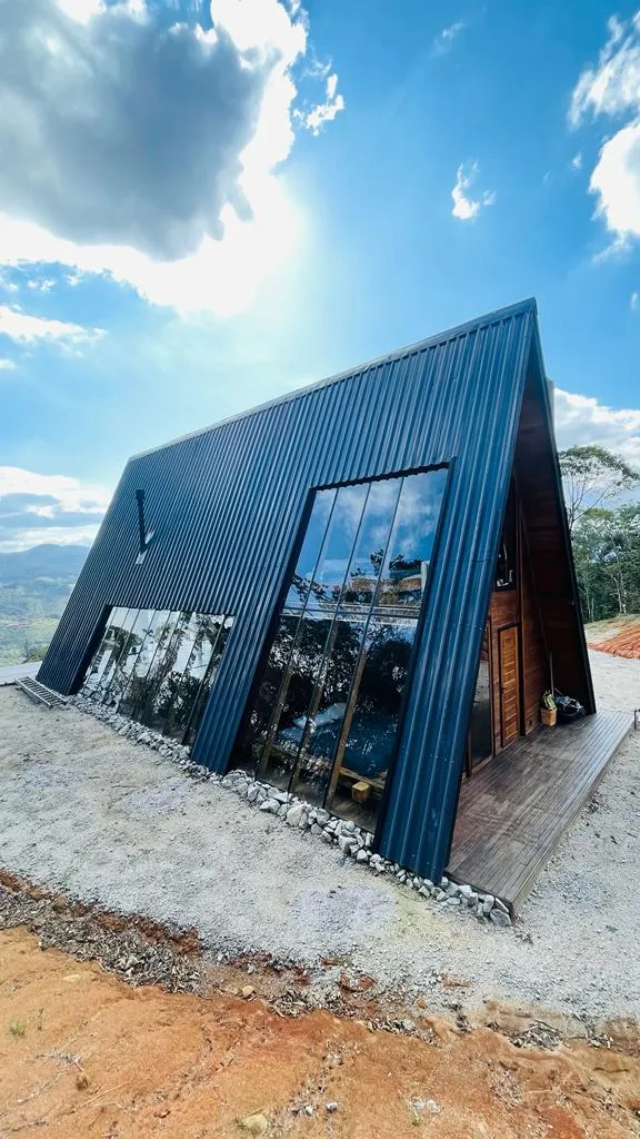 Serra Chalets: Ultra-Luxury Mountain Estate with Private Waterfalls in São Pedro de Alcântara