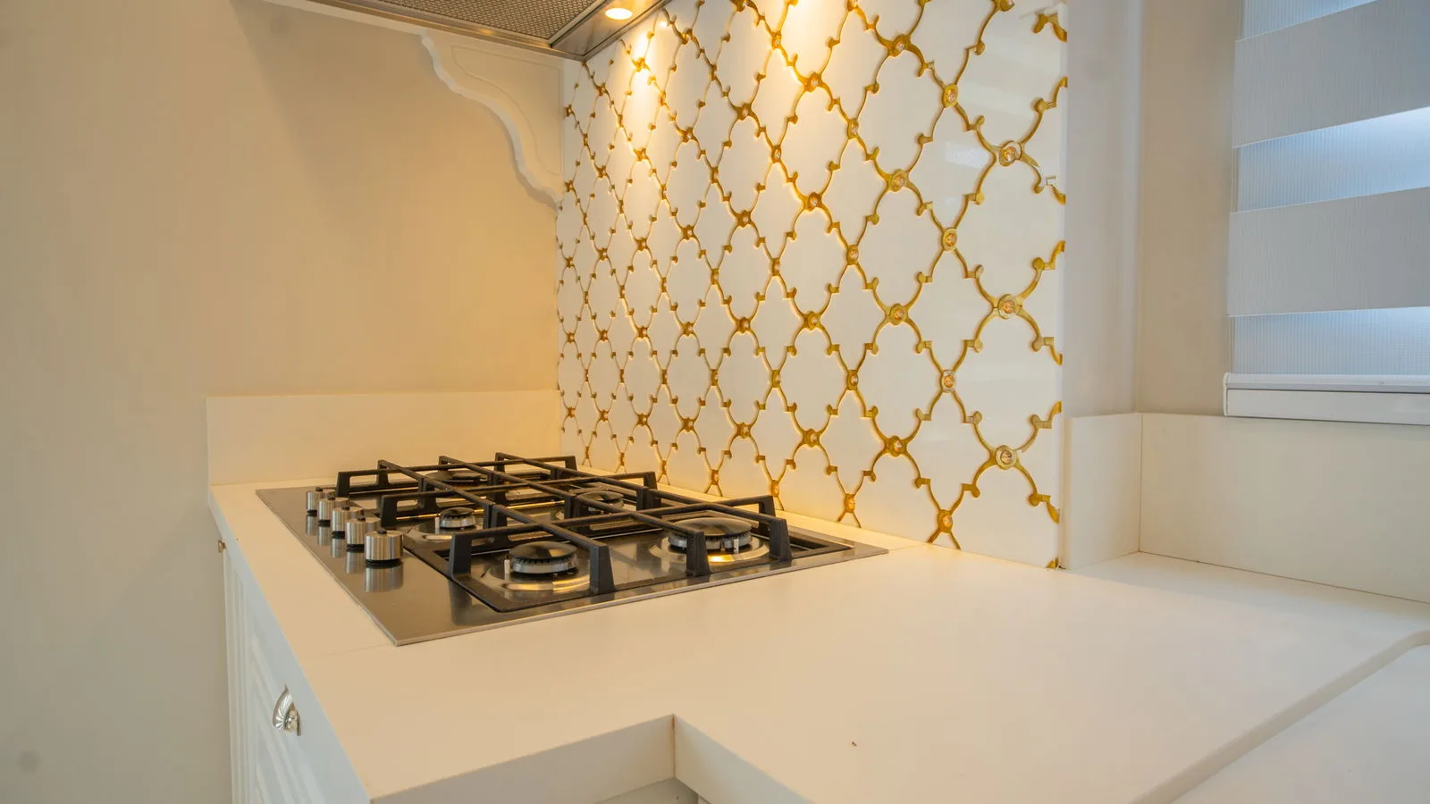 Chácara Flora: Ultra-Luxury Residence with Private Pool in Itapema