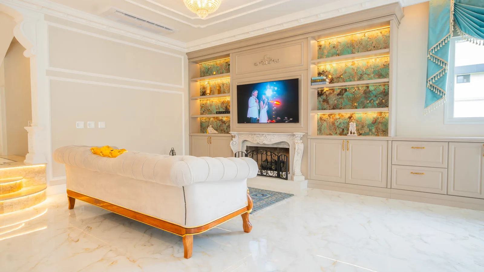 Chácara Flora: Ultra-Luxury Residence with Private Pool in Itapema