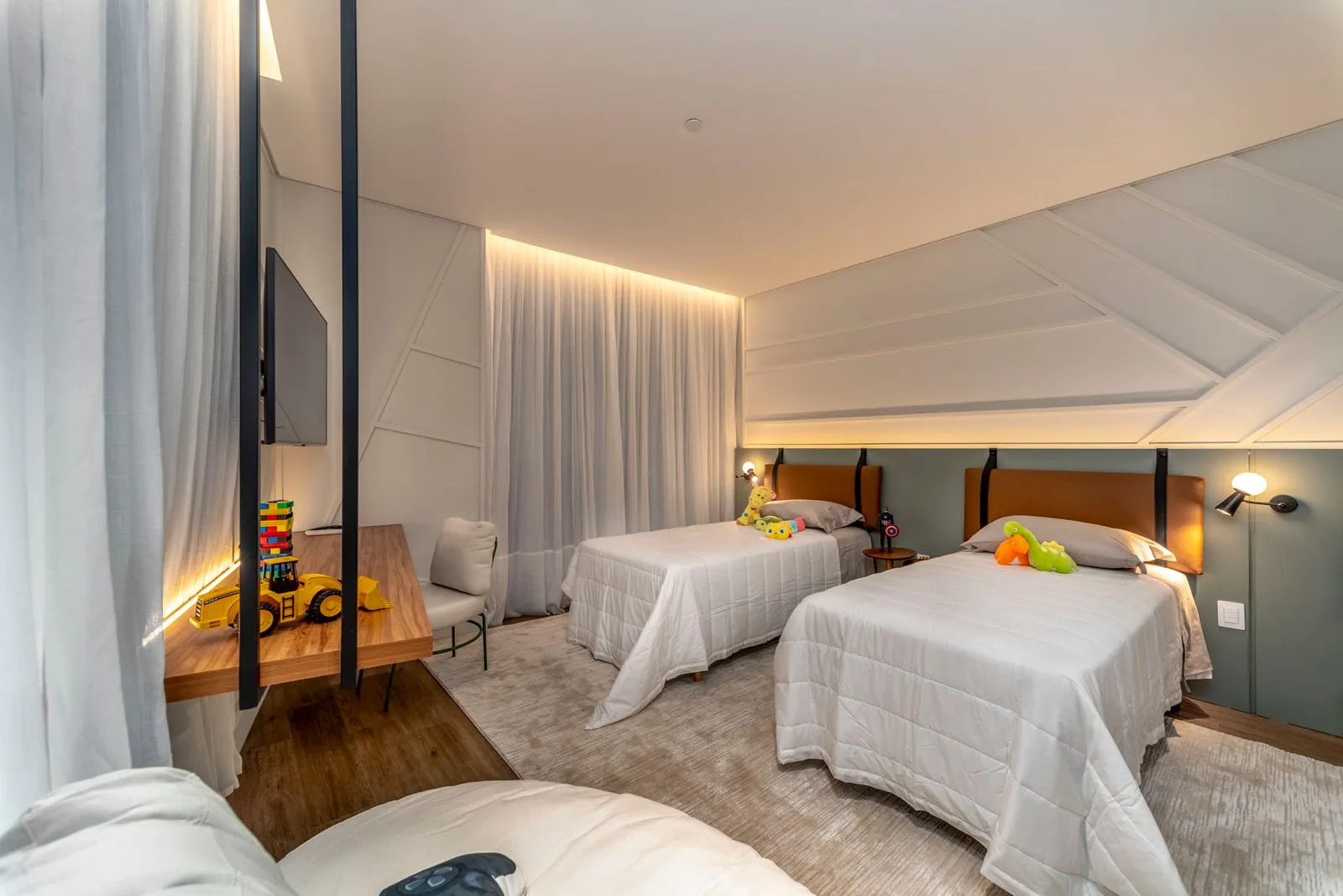 Yachthouse by Pininfarina: Ultra-Luxury Residence in Avenida Atlântica