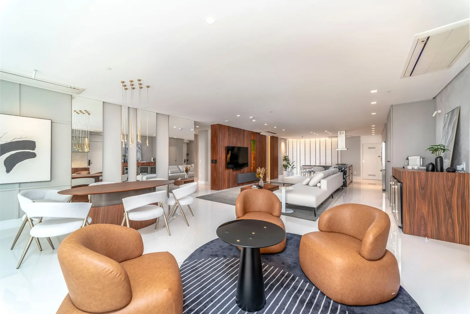 Yachthouse by Pininfarina: Ultra-Luxury Residence in Avenida Atlântica