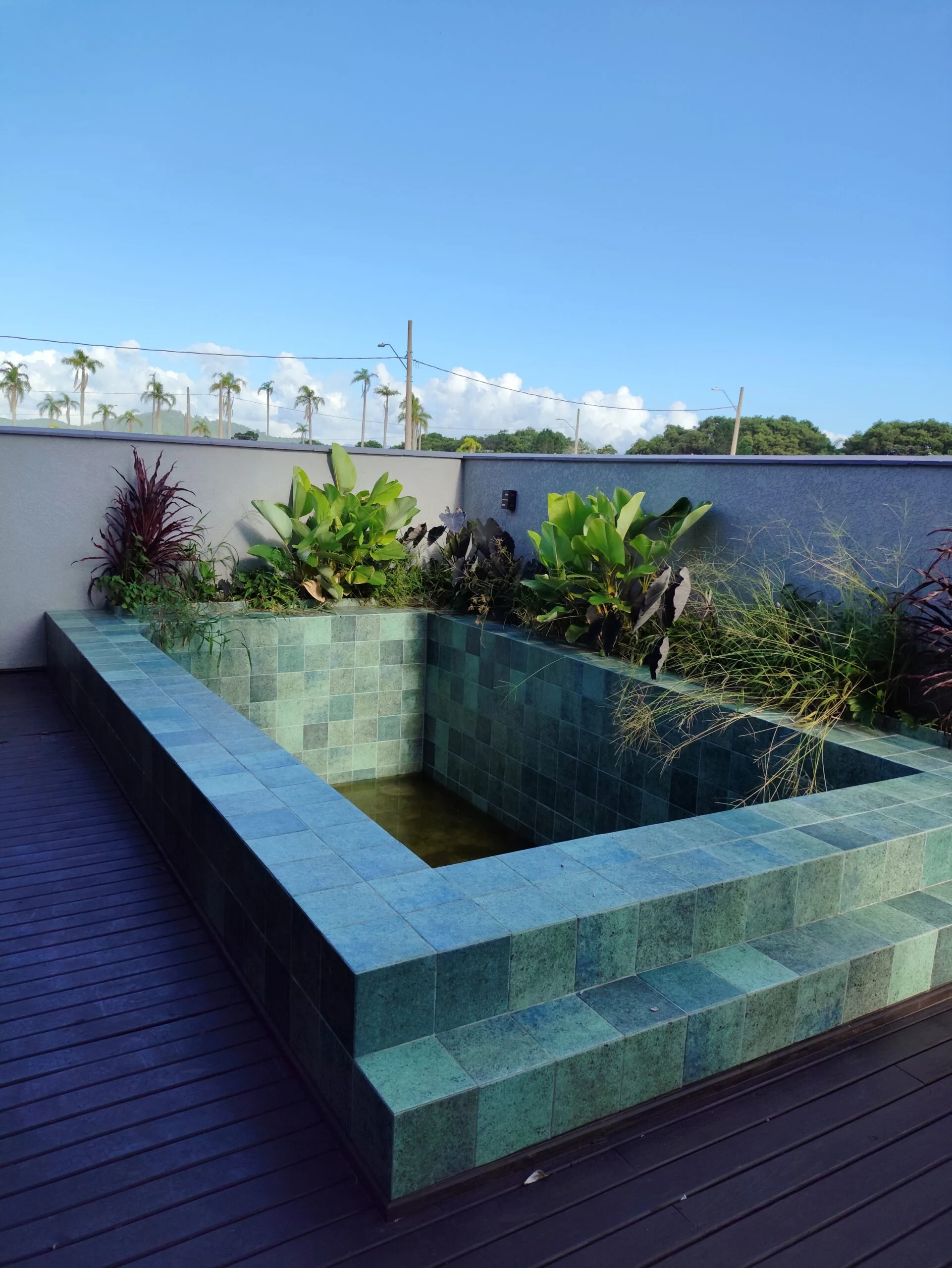 Real Parque Novo Norte: Premium Townhouse with Private Pool in Florianópolis