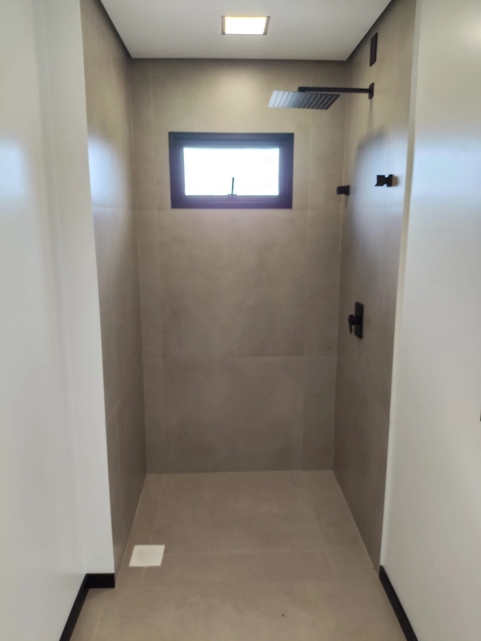 Real Parque Novo Norte: Premium Townhouse with Private Pool in Florianópolis