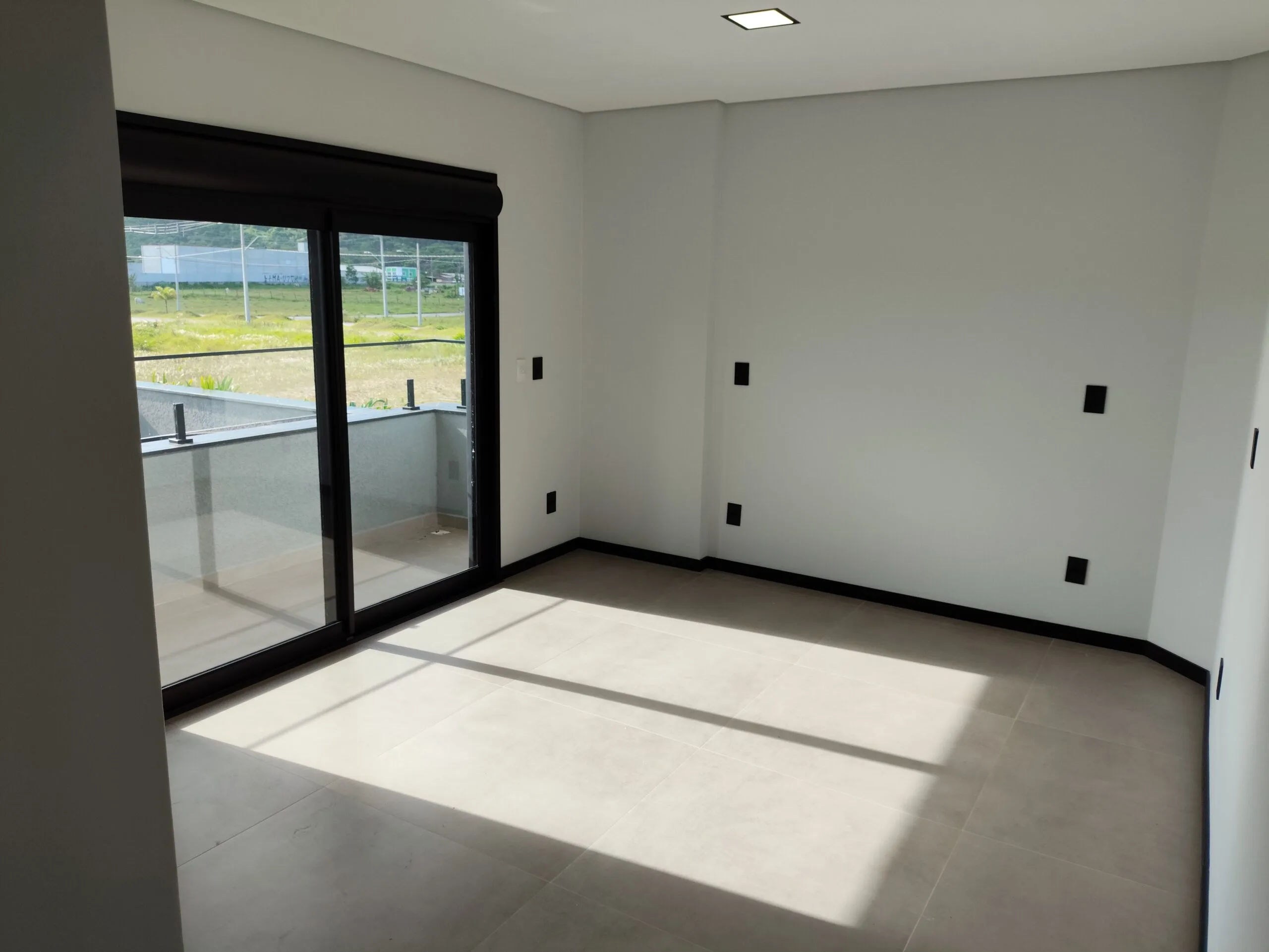 Real Parque Novo Norte: Premium House with Private Garden in Florianópolis