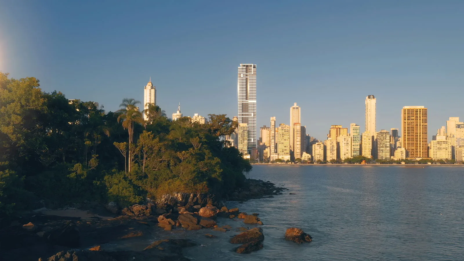 Marena by EMBRAED: Ultra-Luxury Penthouse with Private Pool in Centro