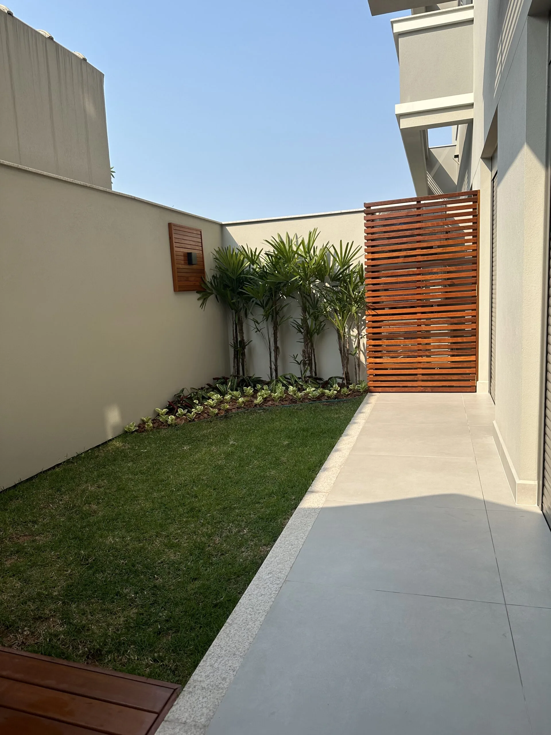 Premium Apartment with Private Garden in Florianópolis