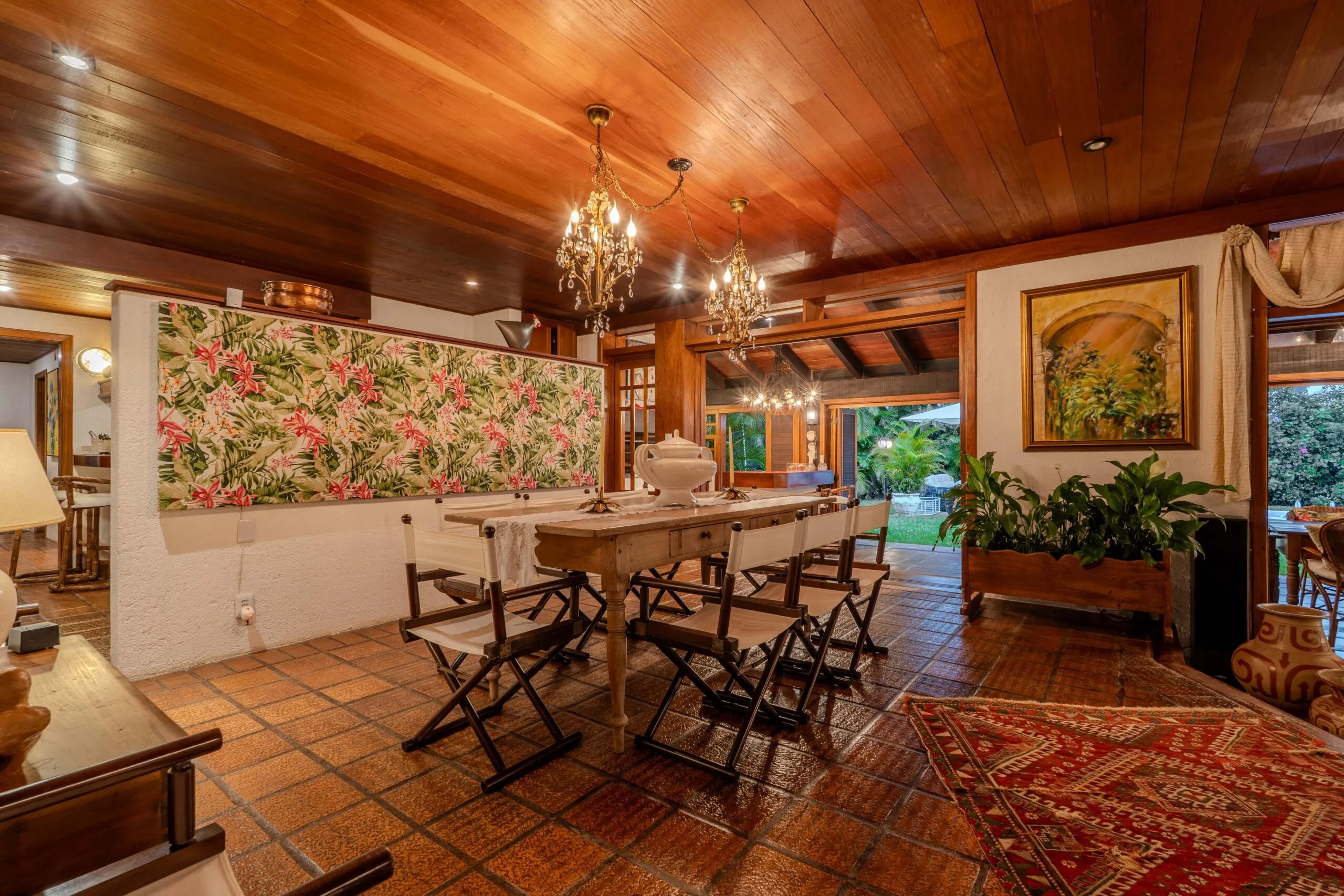 Jurerê Internacional: Ultra-Luxury Oceanfront Mansion in Florianópolis