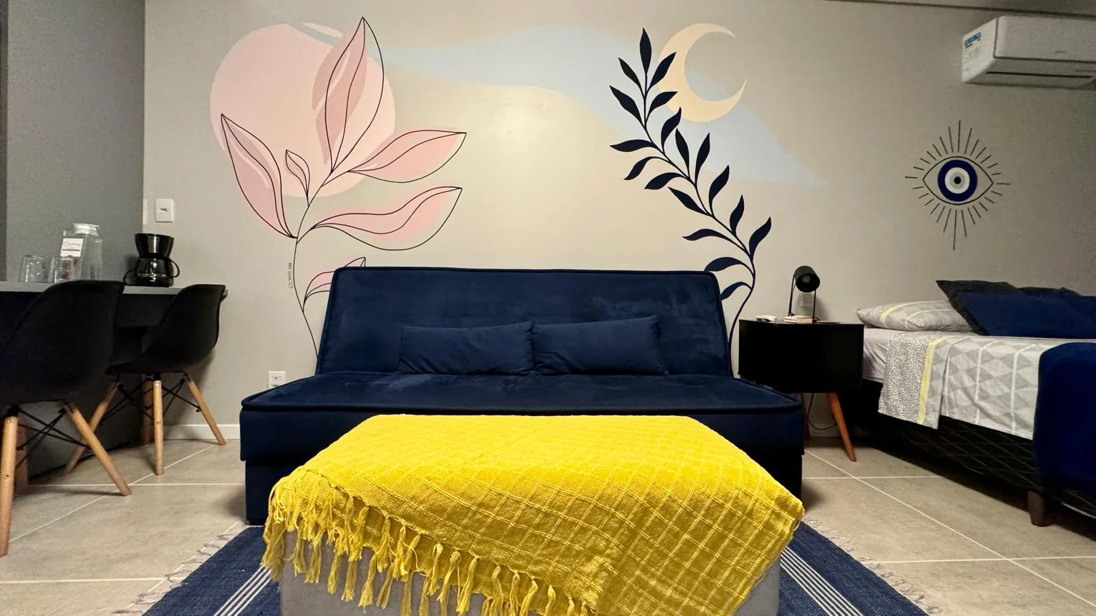 Contemporary Studio with Rooftop Pool in Florianópolis