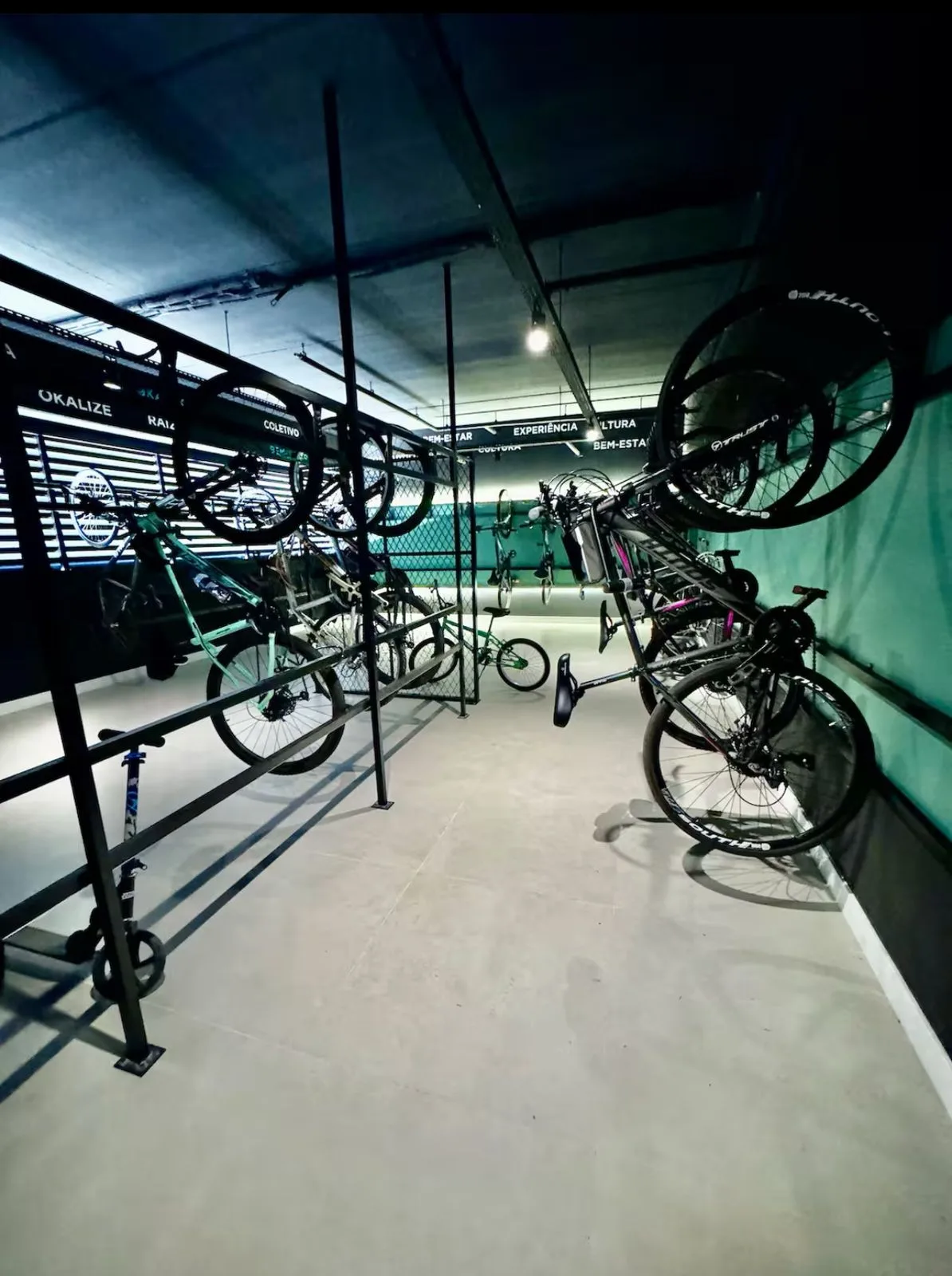 Contemporary Studio with Rooftop Pool in Florianópolis