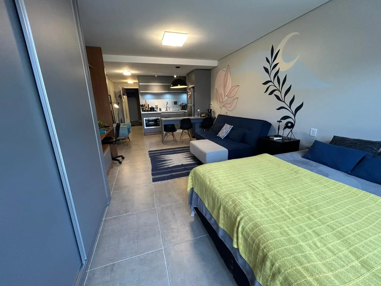 Contemporary Studio with Rooftop Pool in Florianópolis