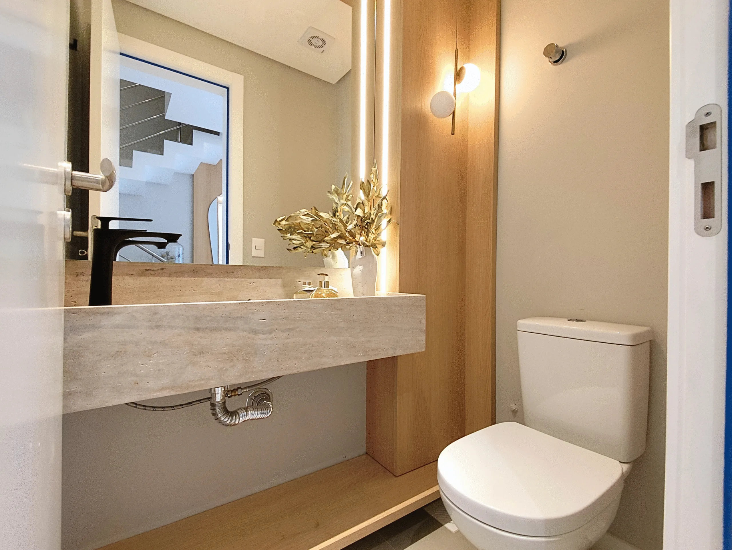 Contemporary Residence with Heated Pool in Florianópolis