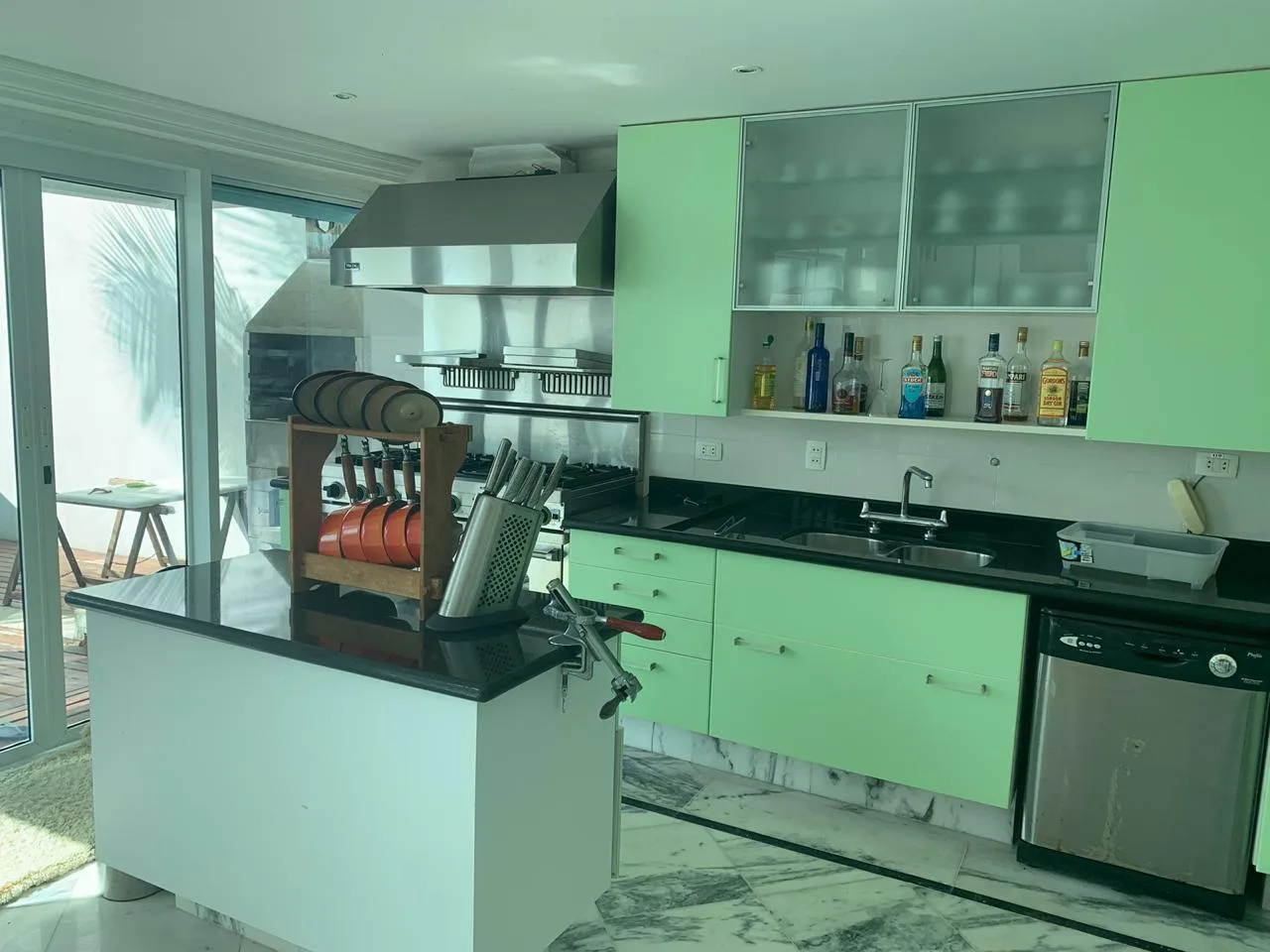 Condomínio Península: Ultra-Luxury Oceanfront Mansion in Guarujá