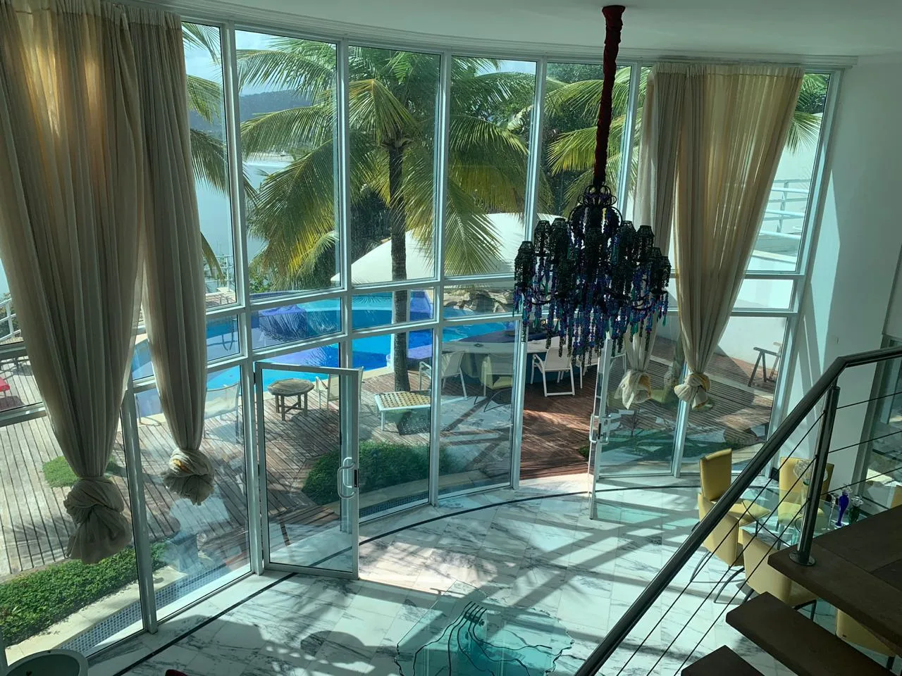 Condomínio Península: Ultra-Luxury Oceanfront Mansion in Guarujá