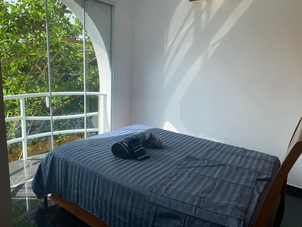 Condomínio Península: Ultra-Luxury Oceanfront Mansion in Guarujá