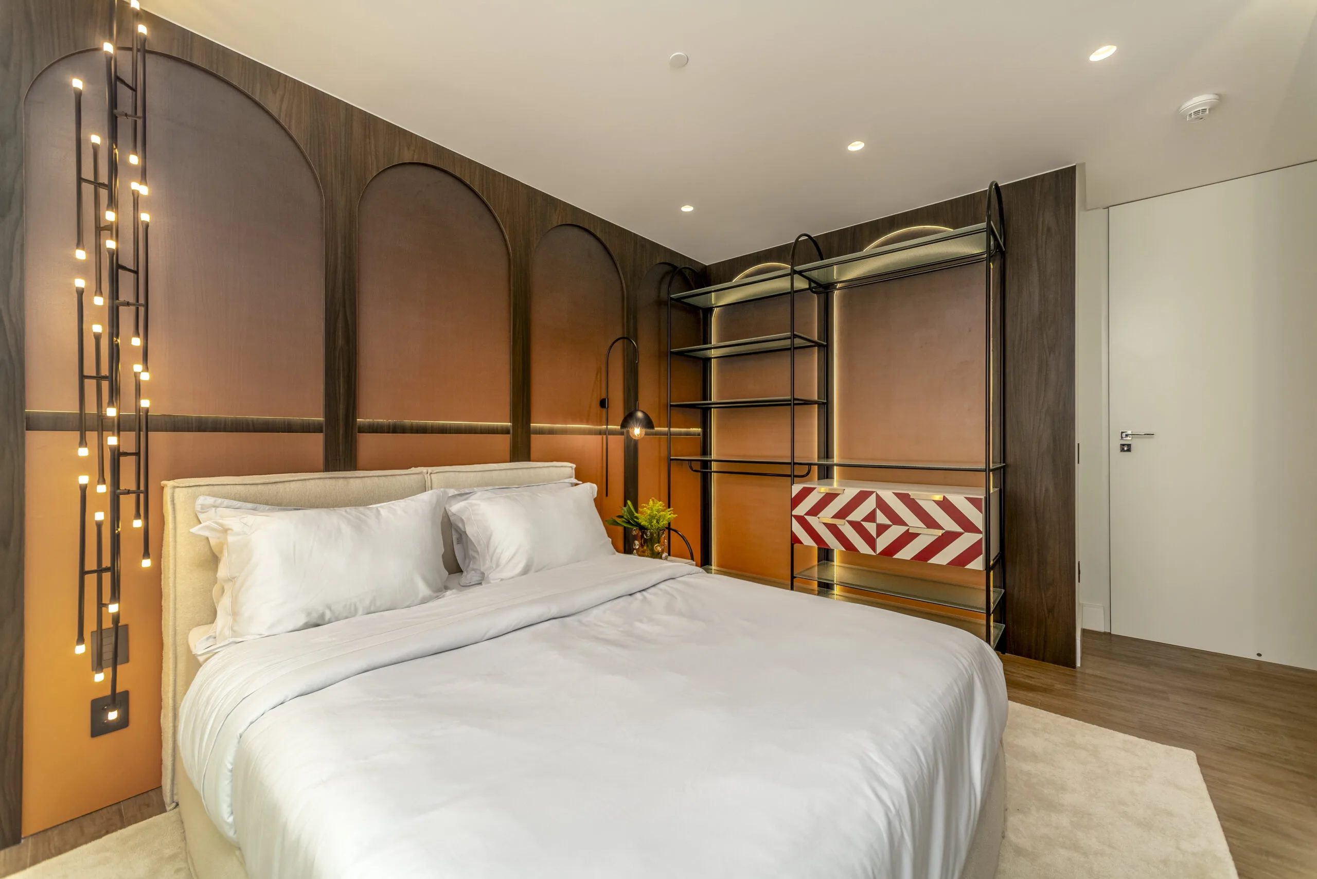 Yachthouse by Pininfarina: Luxury Penthouse in Barra Sul