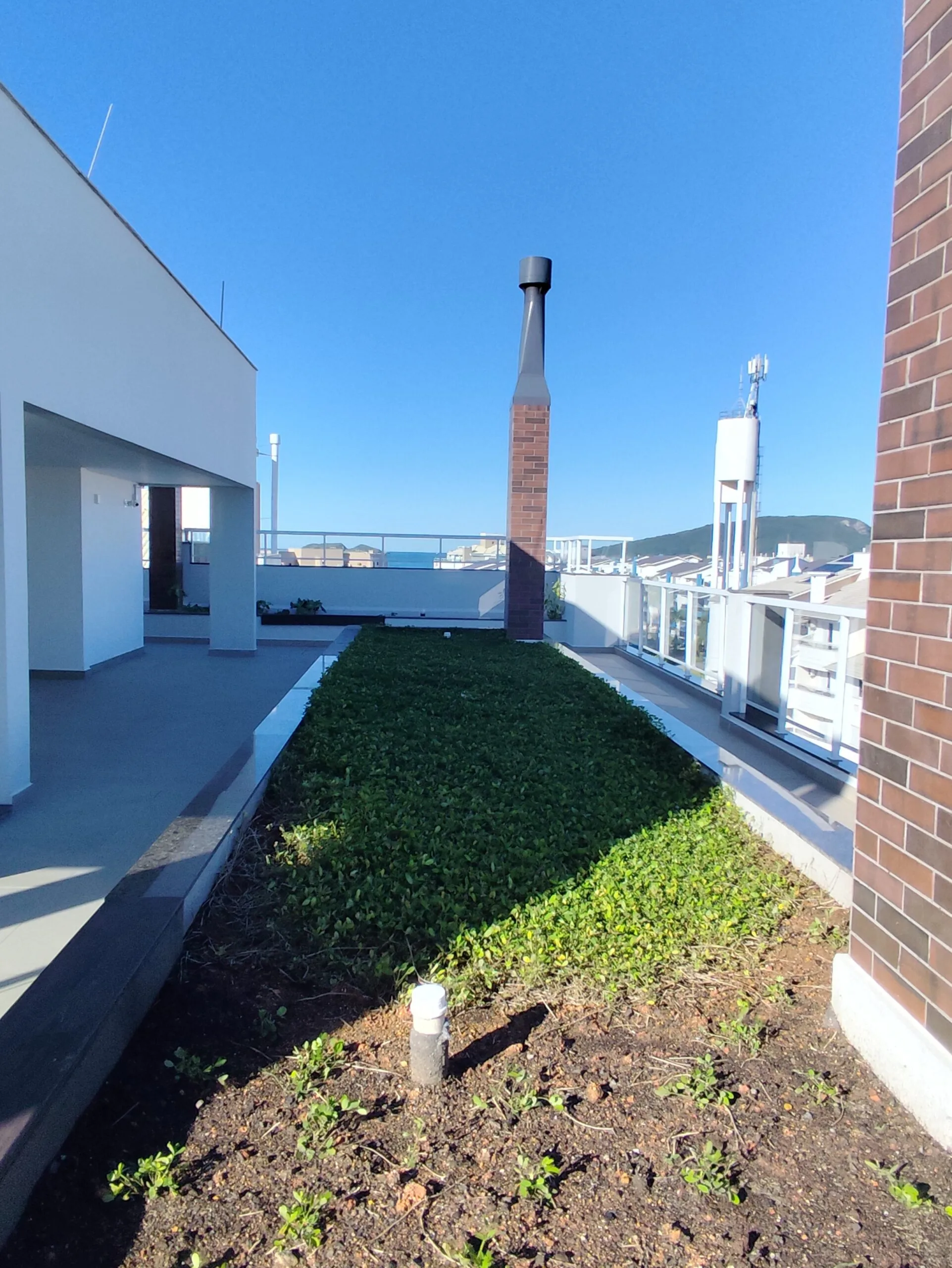Contemporary Residence in Ingleses, Florianópolis