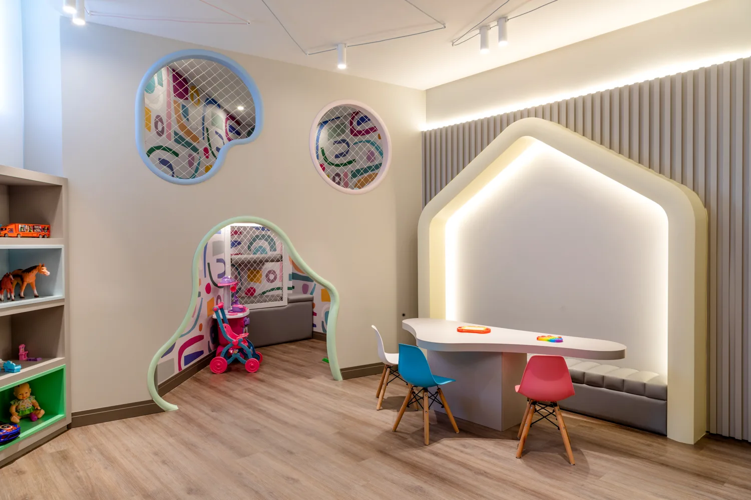 Pharos by Cechinel: Ultra-Luxury Oceanfront House in Avenida Atlântica