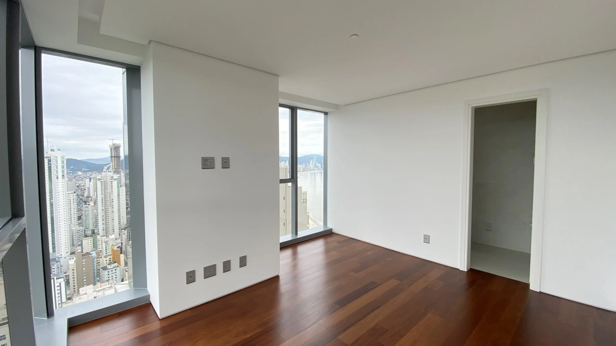 Copenhagen by Cechinel: Ultra-Luxury Oceanfront Residence in Balneário Camboriú