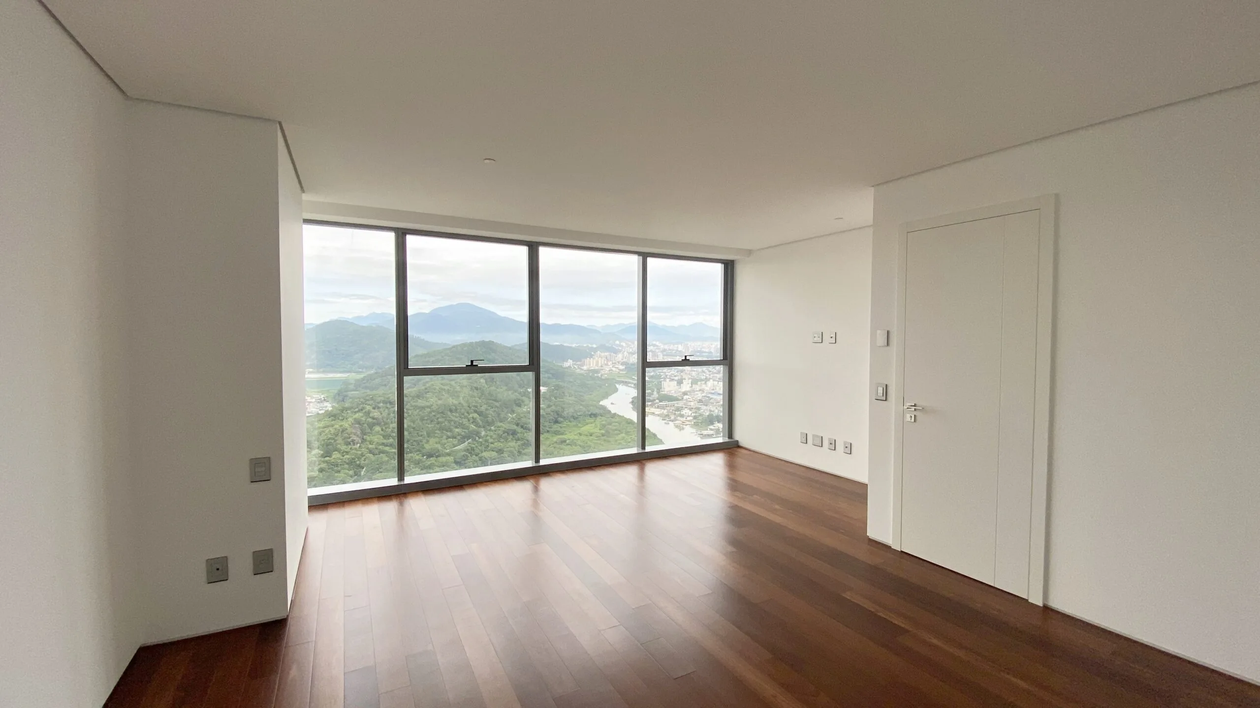 Copenhagen by Cechinel: Ultra-Luxury Oceanfront Residence in Balneário Camboriú