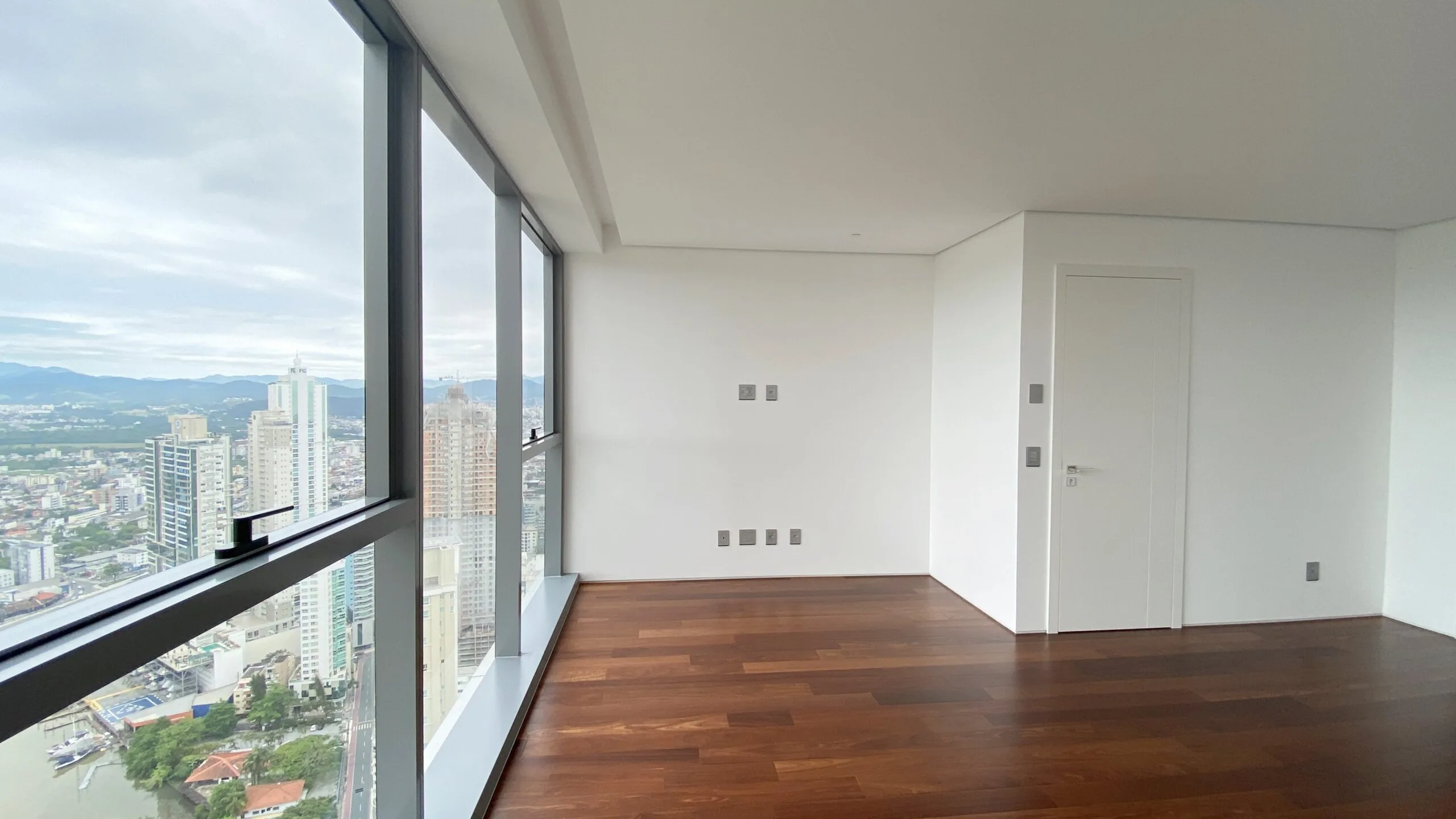 Copenhagen by Cechinel: Ultra-Luxury Oceanfront Residence in Balneário Camboriú