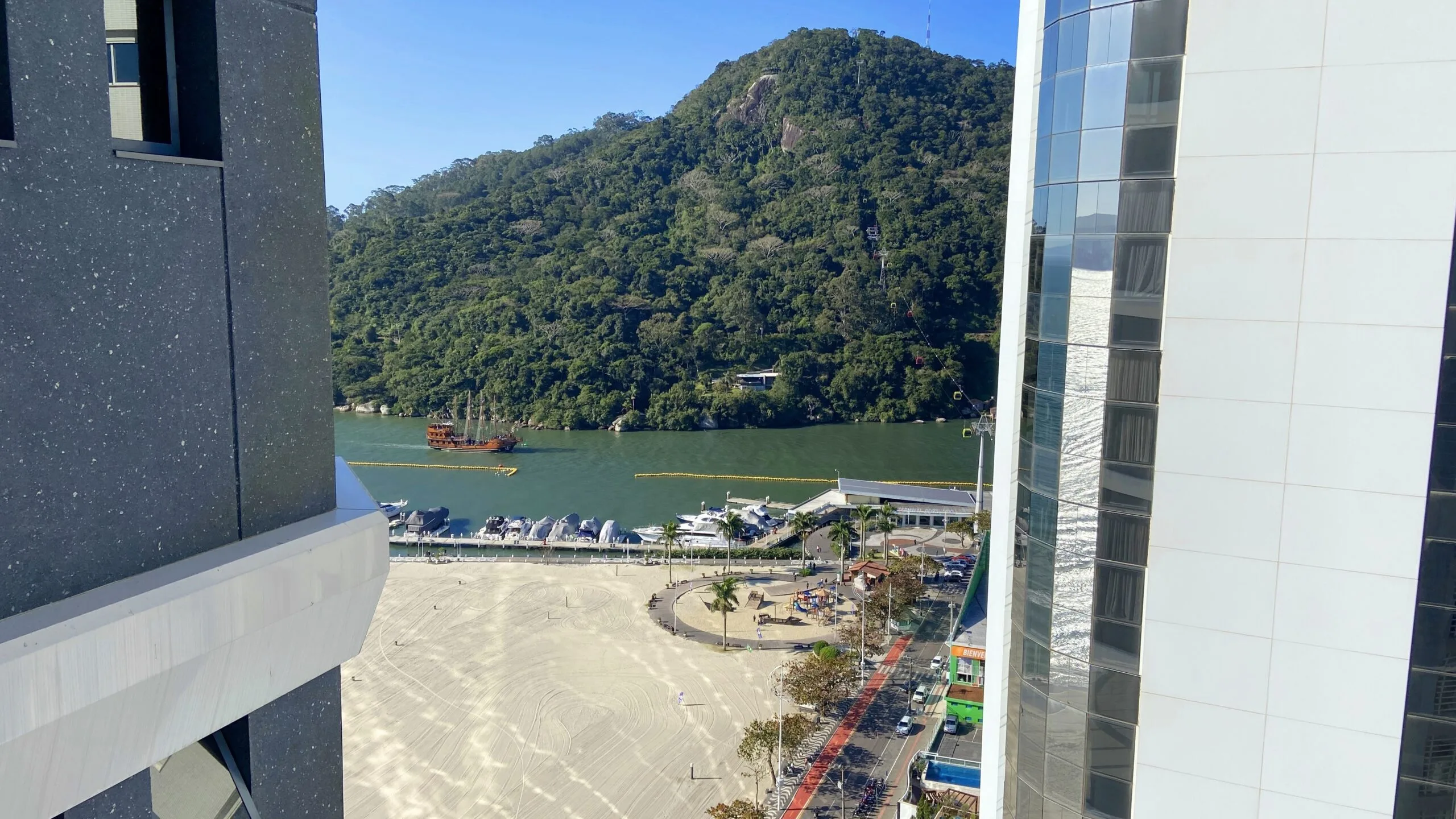 Pharos by Cechinel: Ultra-Luxury Oceanfront House in Avenida Atlântica