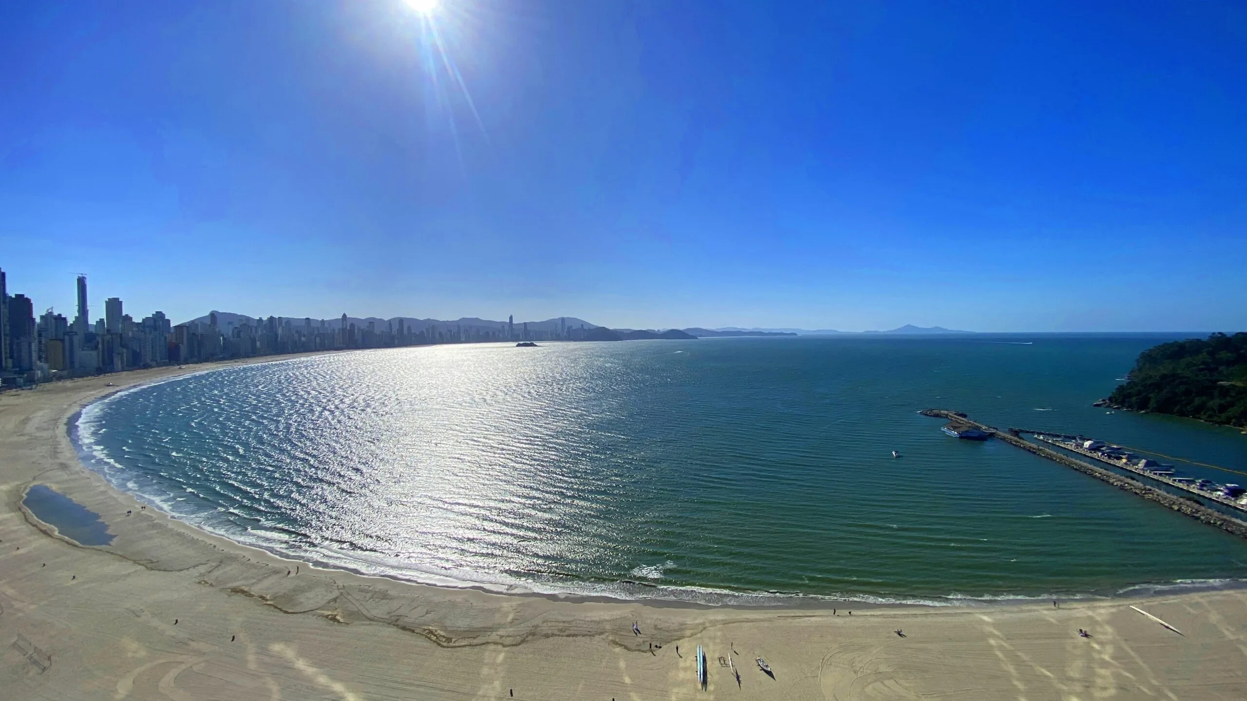 Pharos by Cechinel: Ultra-Luxury Oceanfront House in Avenida Atlântica