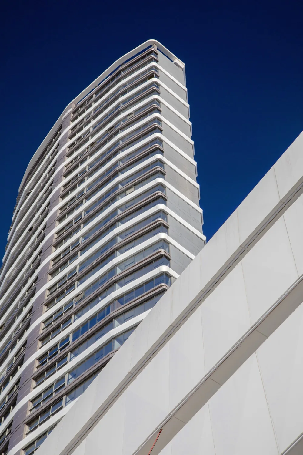 Pharos by Cechinel: Ultra-Luxury Oceanfront House in Avenida Atlântica