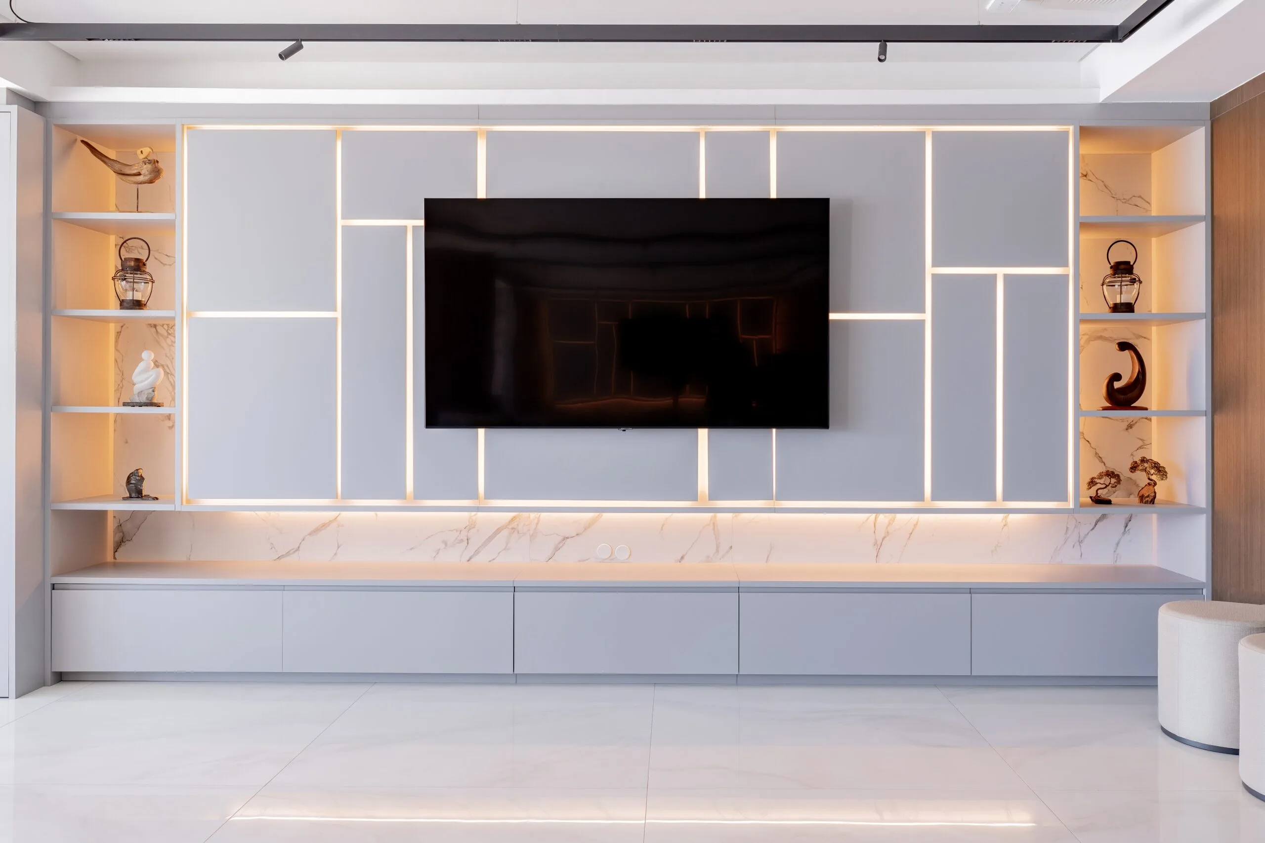 Splendido by Cechinel: Ultra-Luxury Oceanfront Residence in Pioneiros