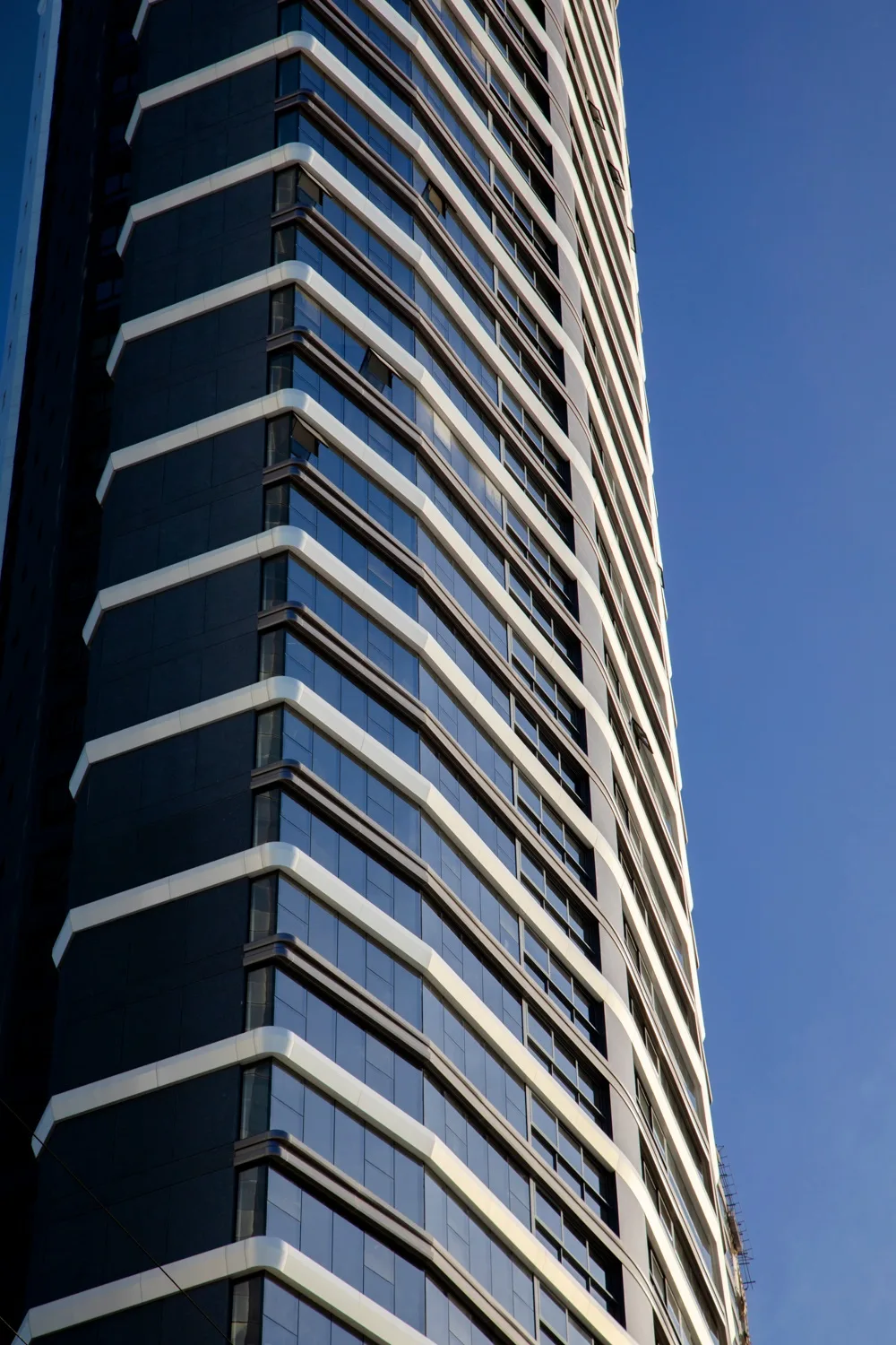 Pharos by Cechinel: Ultra-Luxury Oceanfront House in Avenida Atlântica