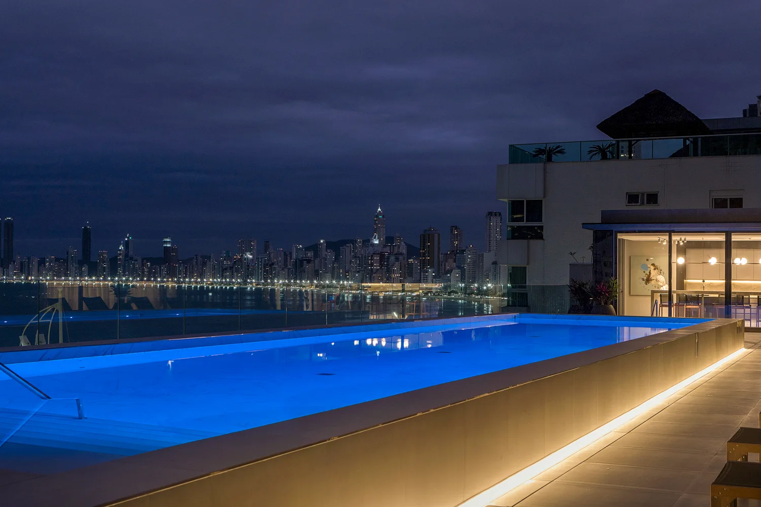 Splendido by Cechinel: Ultra-Luxury Oceanfront Residence in Pioneiros