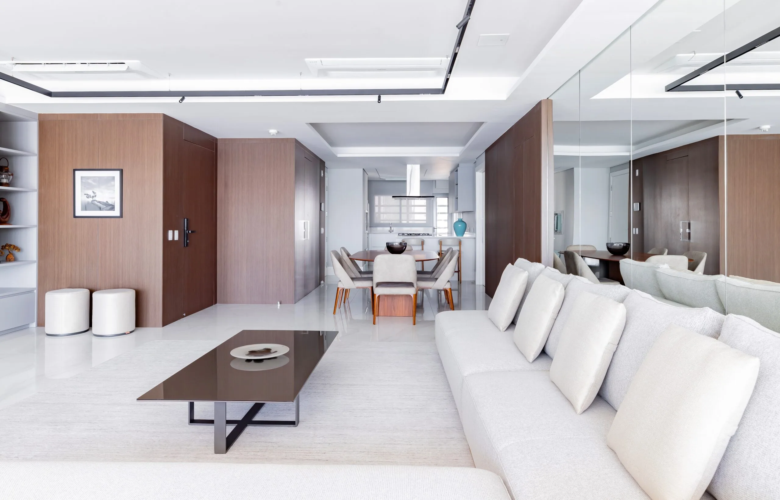 Splendido by Cechinel: Ultra-Luxury Oceanfront Residence in Pioneiros