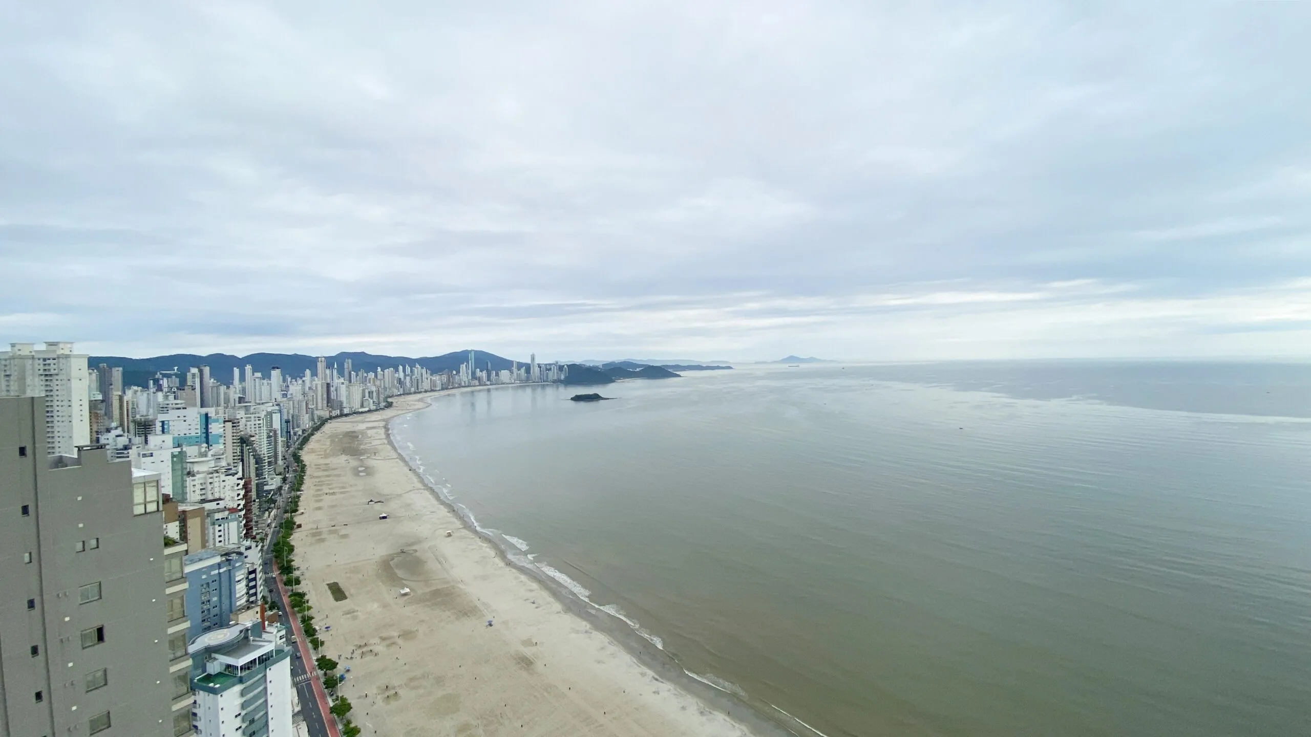 Copenhagen by Cechinel: Ultra-Luxury Oceanfront Residence in Balneário Camboriú